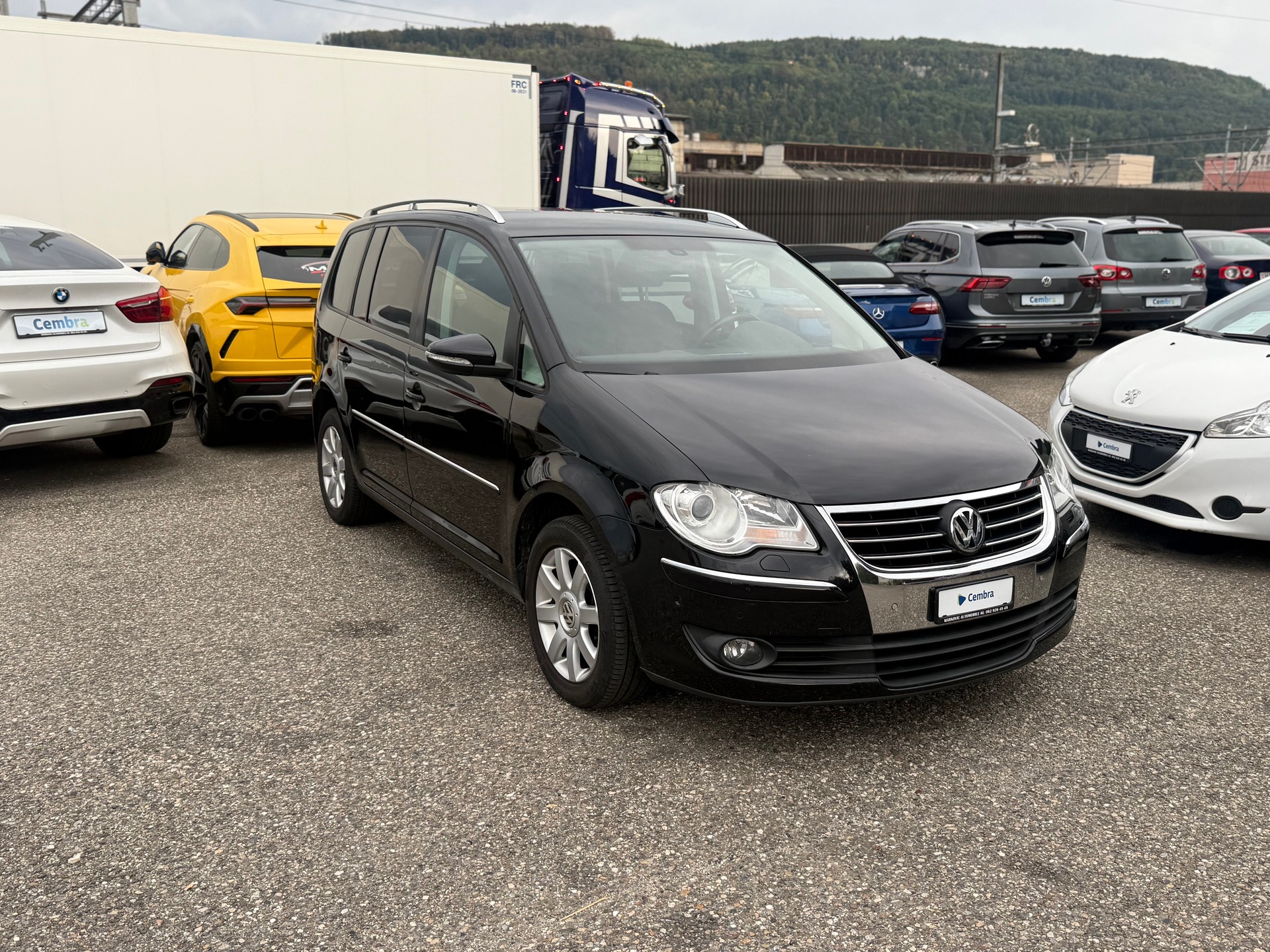 VW Touran 1.4 TSI Trendline DSG-image-2