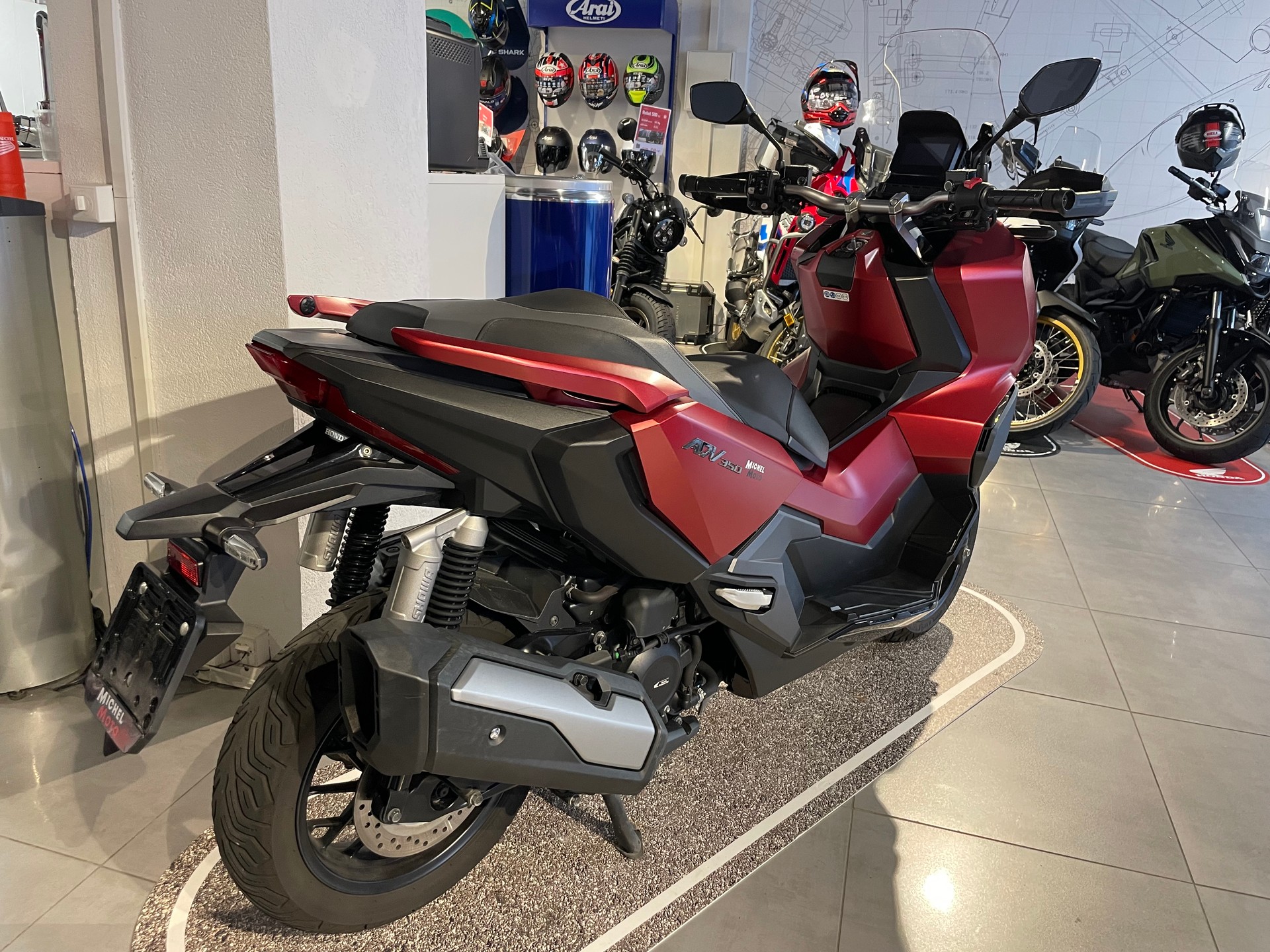 HONDA ADV 350-image-2