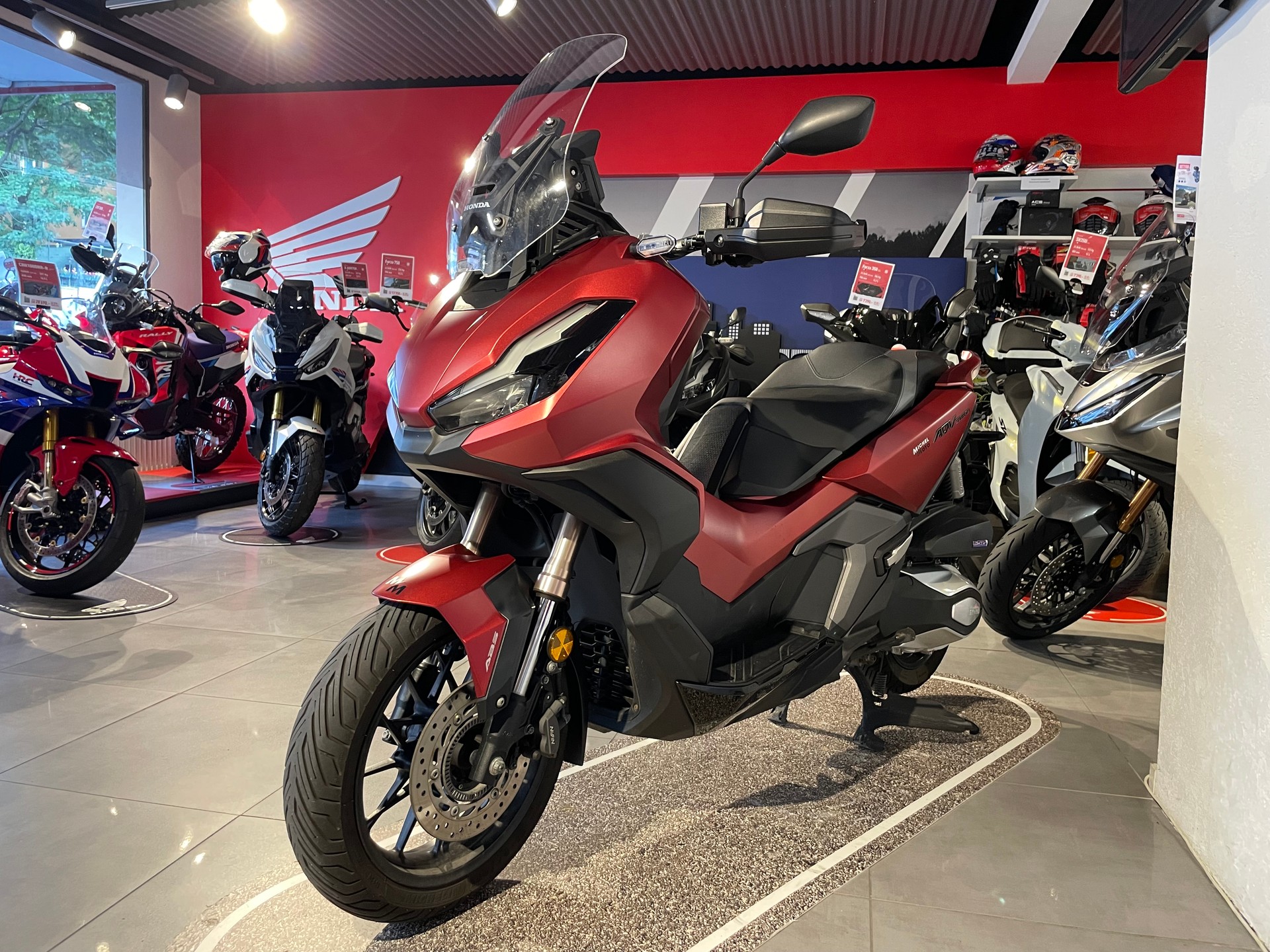 HONDA ADV 350-image-0