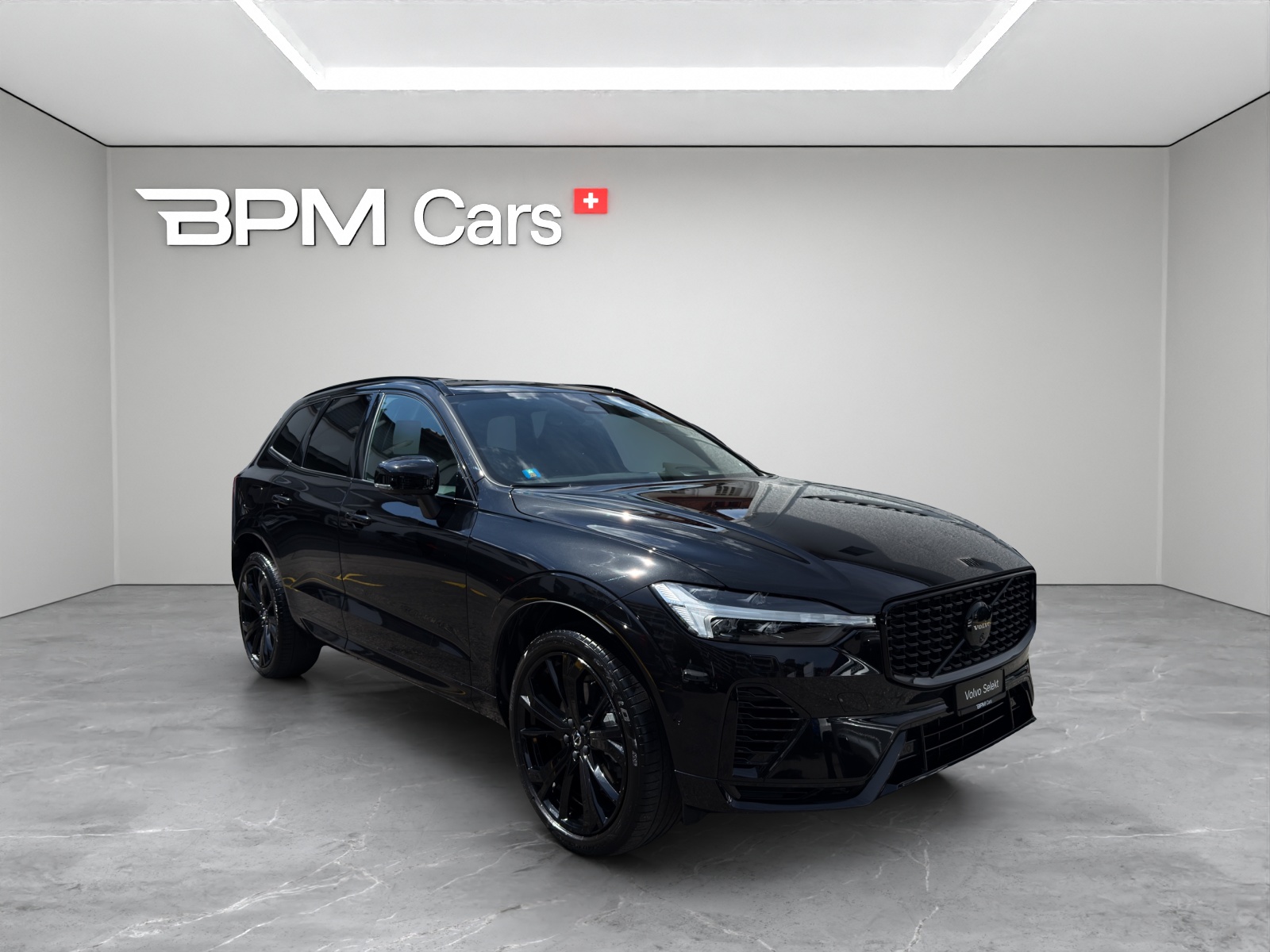 VOLVO XC60 2.0 T8 TE XCENTRIC Black Edition eAWD-image-4