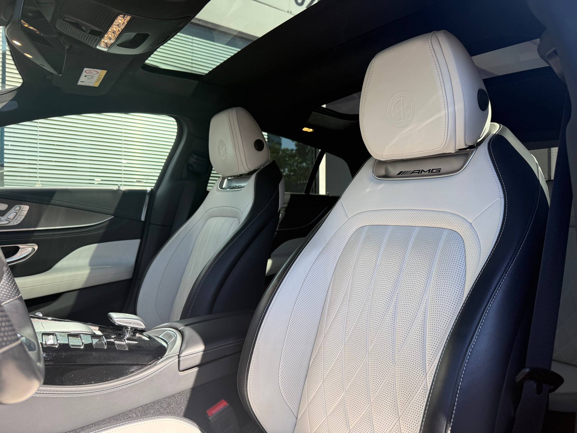 MERCEDES-BENZ AMG GT 4 53 4Matic+ Speedshift TCT Special Edition-image-9