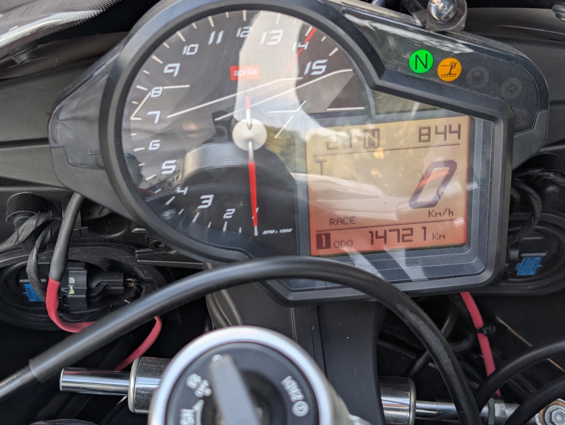 APRILIA RSV4 R-image-4