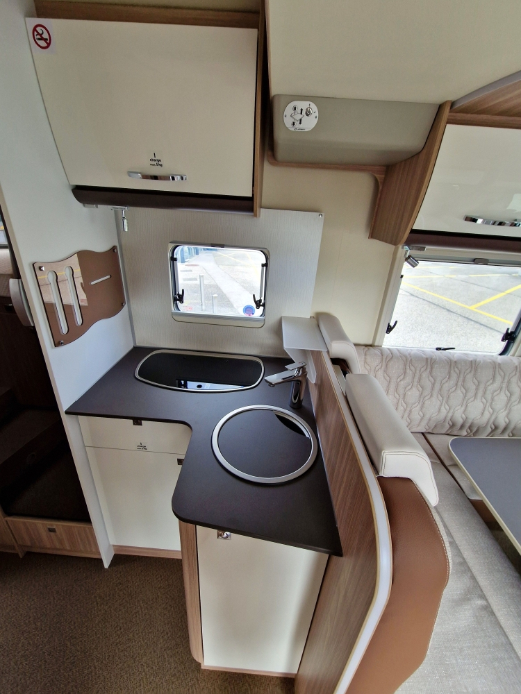 BÜRSTNER Limited T 726 G-showroom-element-1
