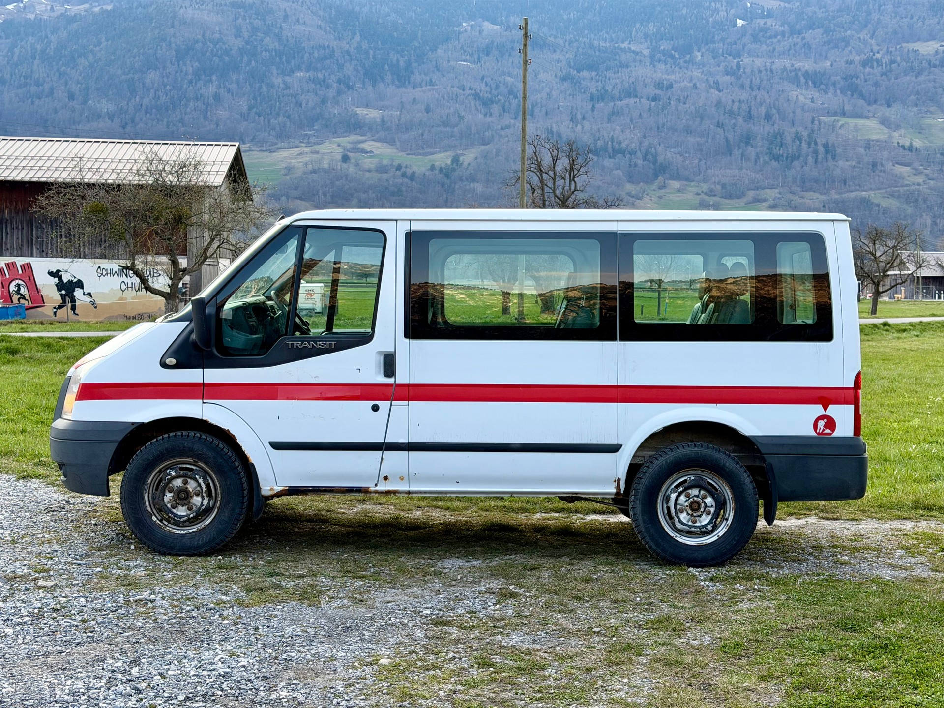 FORD Transit 330S Trend-showroom-element-1