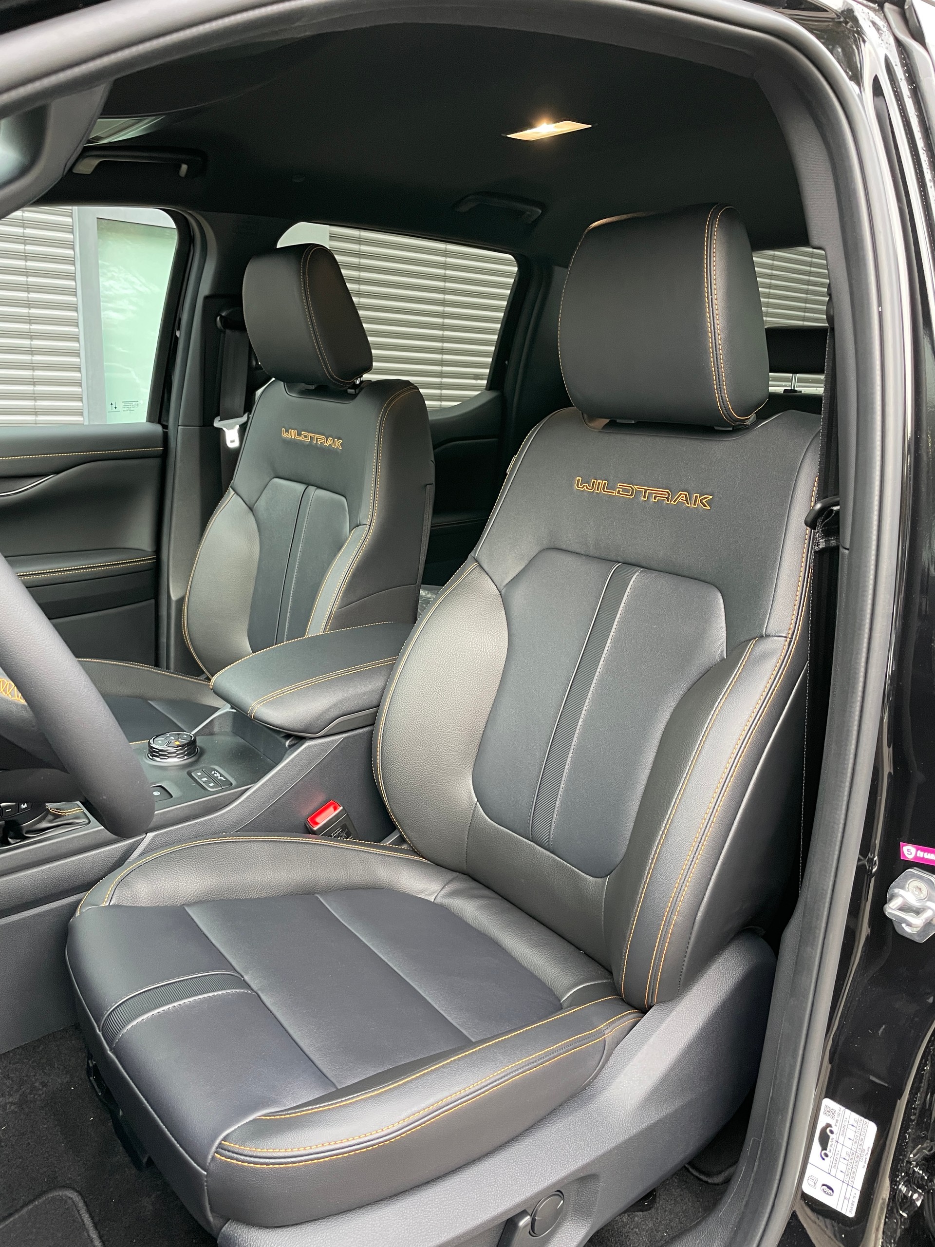 FORD Ranger Wildtrak 2.3 Eco Boost e-4WD Automat-image-11