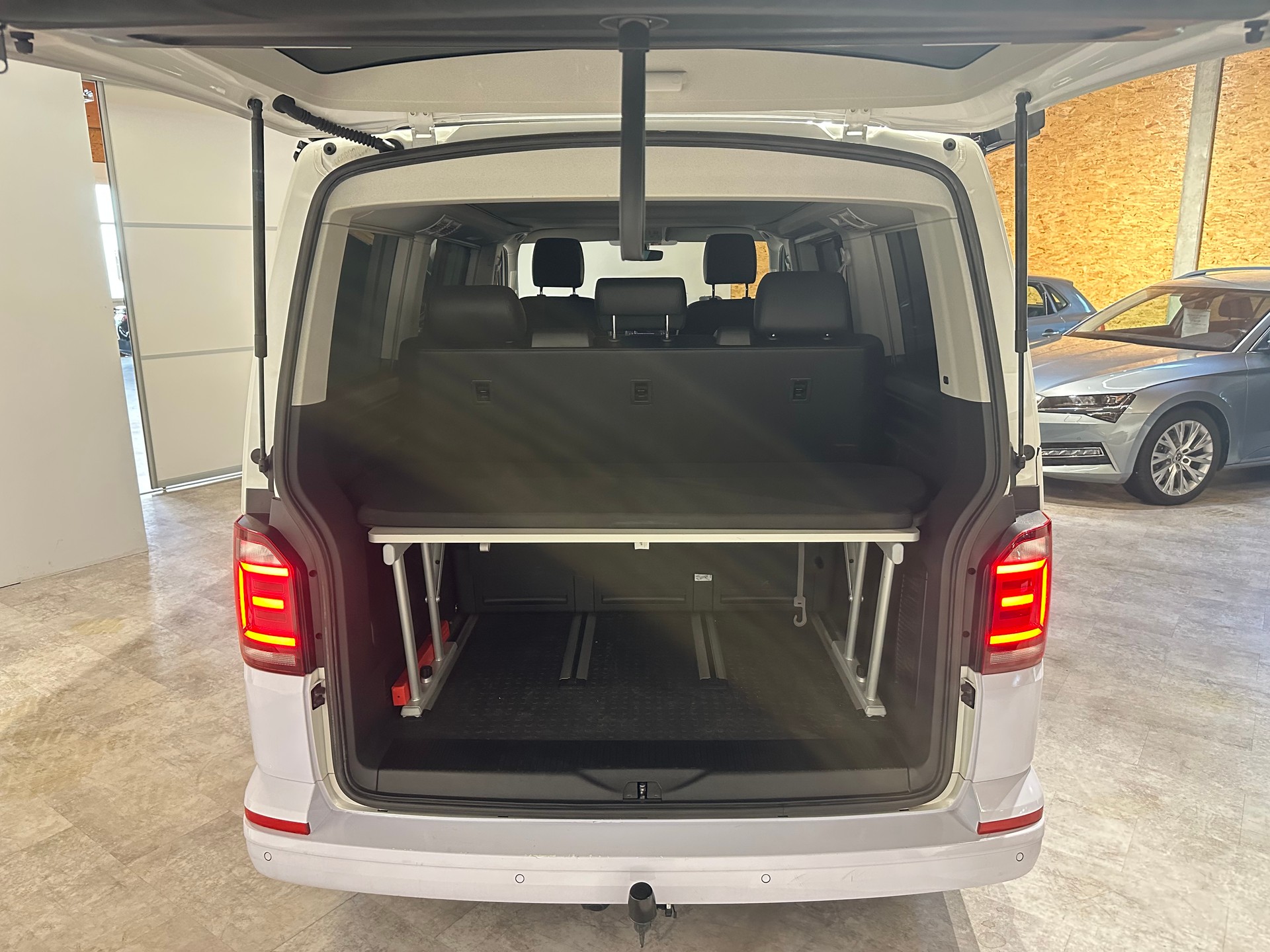 VW T6 California 2.0 Bi-TDI Beach Edition 4Motion DSG/Nahe Vollausstattung/Frisch ab MFK und VW-Service/1. Jahr Garantie uvm.-image-7