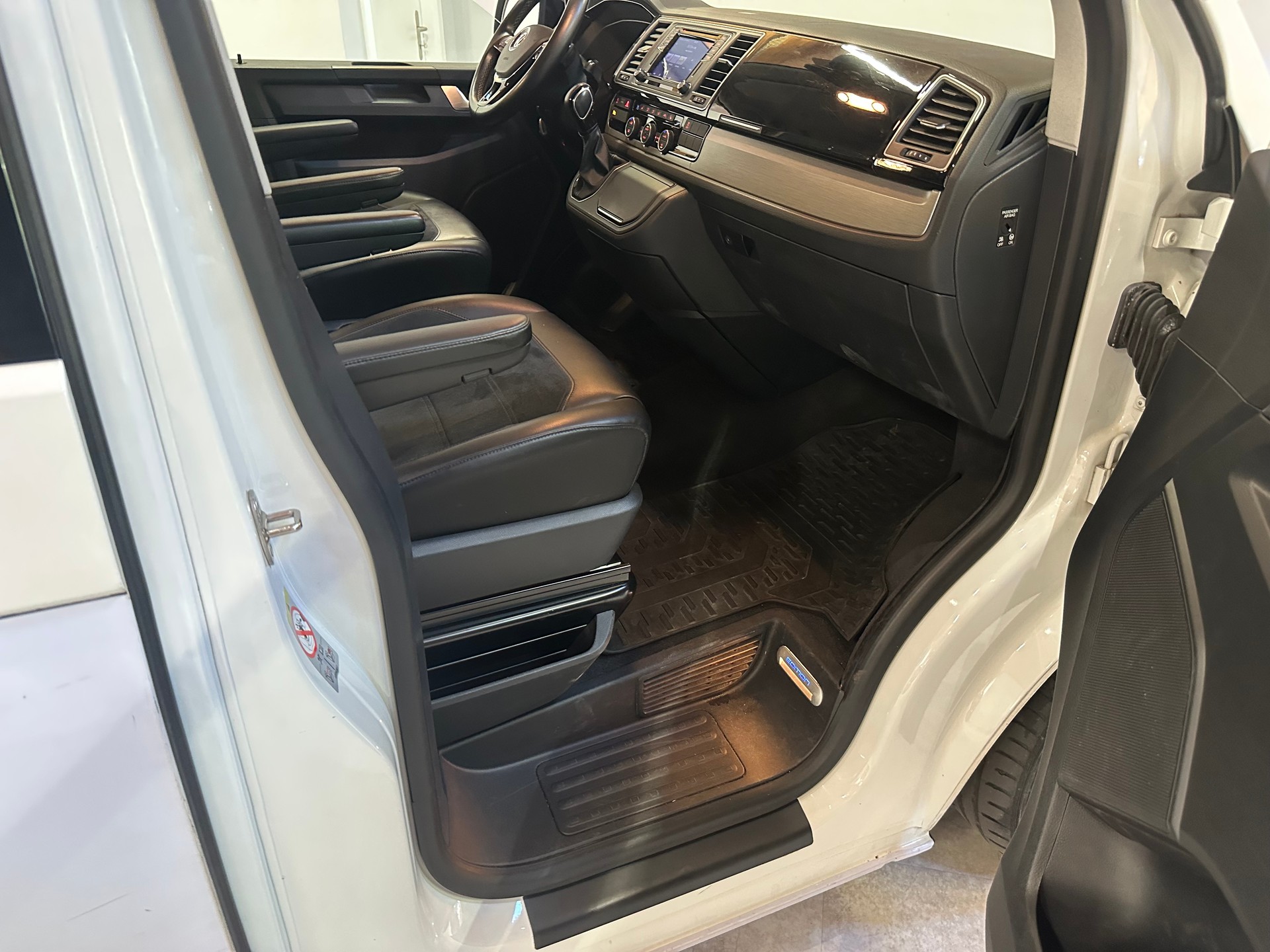VW T6 California 2.0 Bi-TDI Beach Edition 4Motion DSG/Nahe Vollausstattung/Frisch ab MFK und VW-Service/1. Jahr Garantie uvm.-image-22
