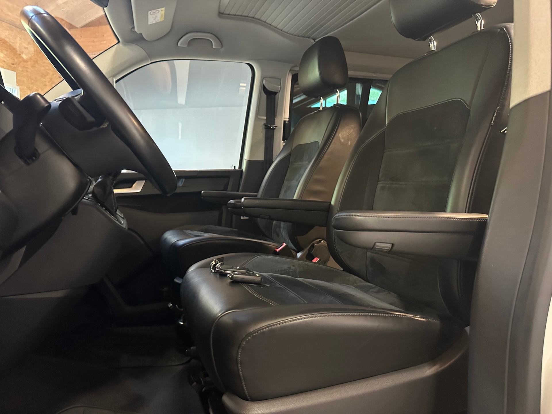 VW T6 California 2.0 Bi-TDI Beach Edition 4Motion DSG/Nahe Vollausstattung/Frisch ab MFK und VW-Service/1. Jahr Garantie uvm.-image-17