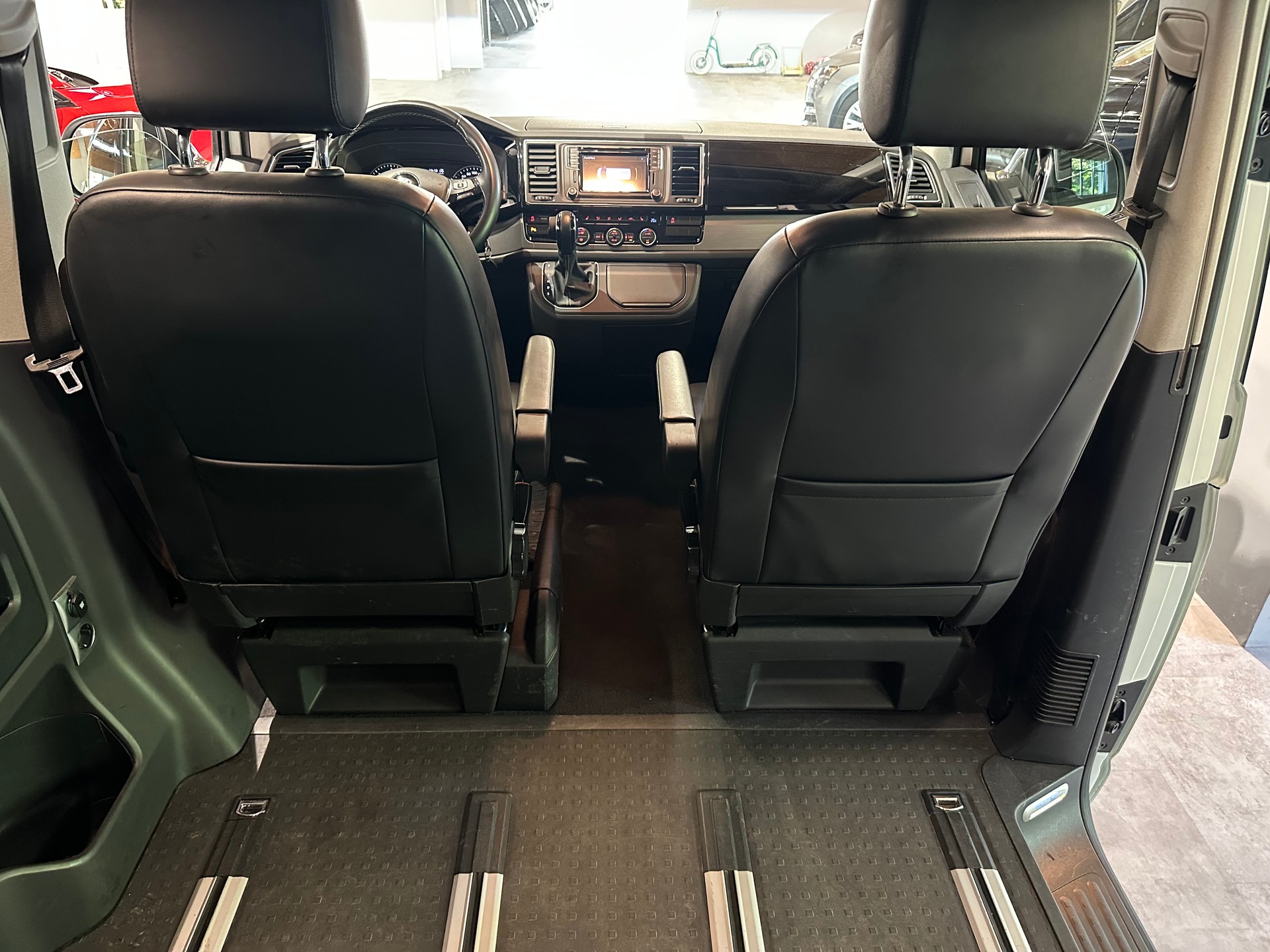 VW T6 California 2.0 Bi-TDI Beach Edition 4Motion DSG/Nahe Vollausstattung/Frisch ab MFK und VW-Service/1. Jahr Garantie uvm.-image-25