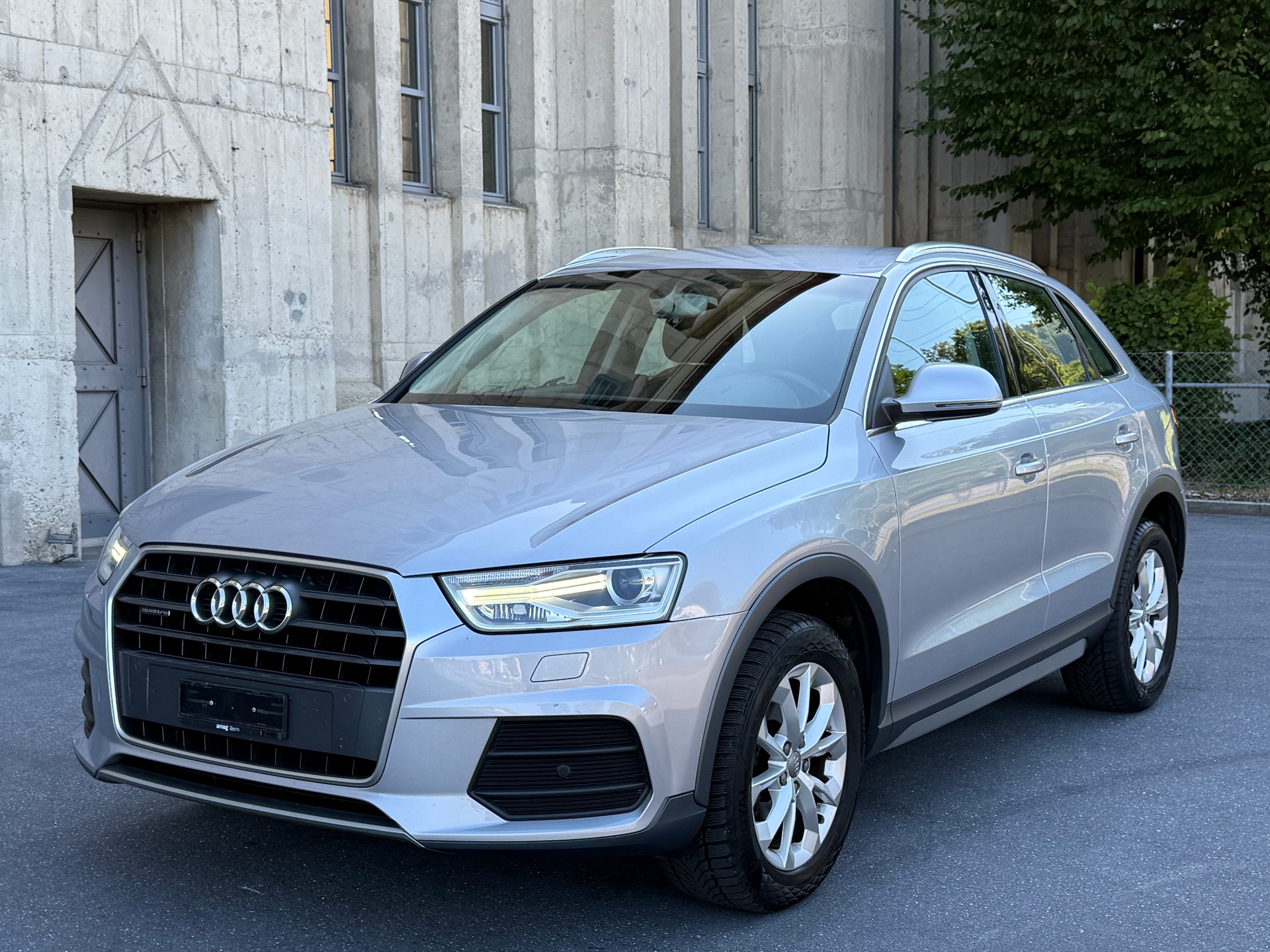 AUDI Q3 2.0 TDI design quattro S-tronic
