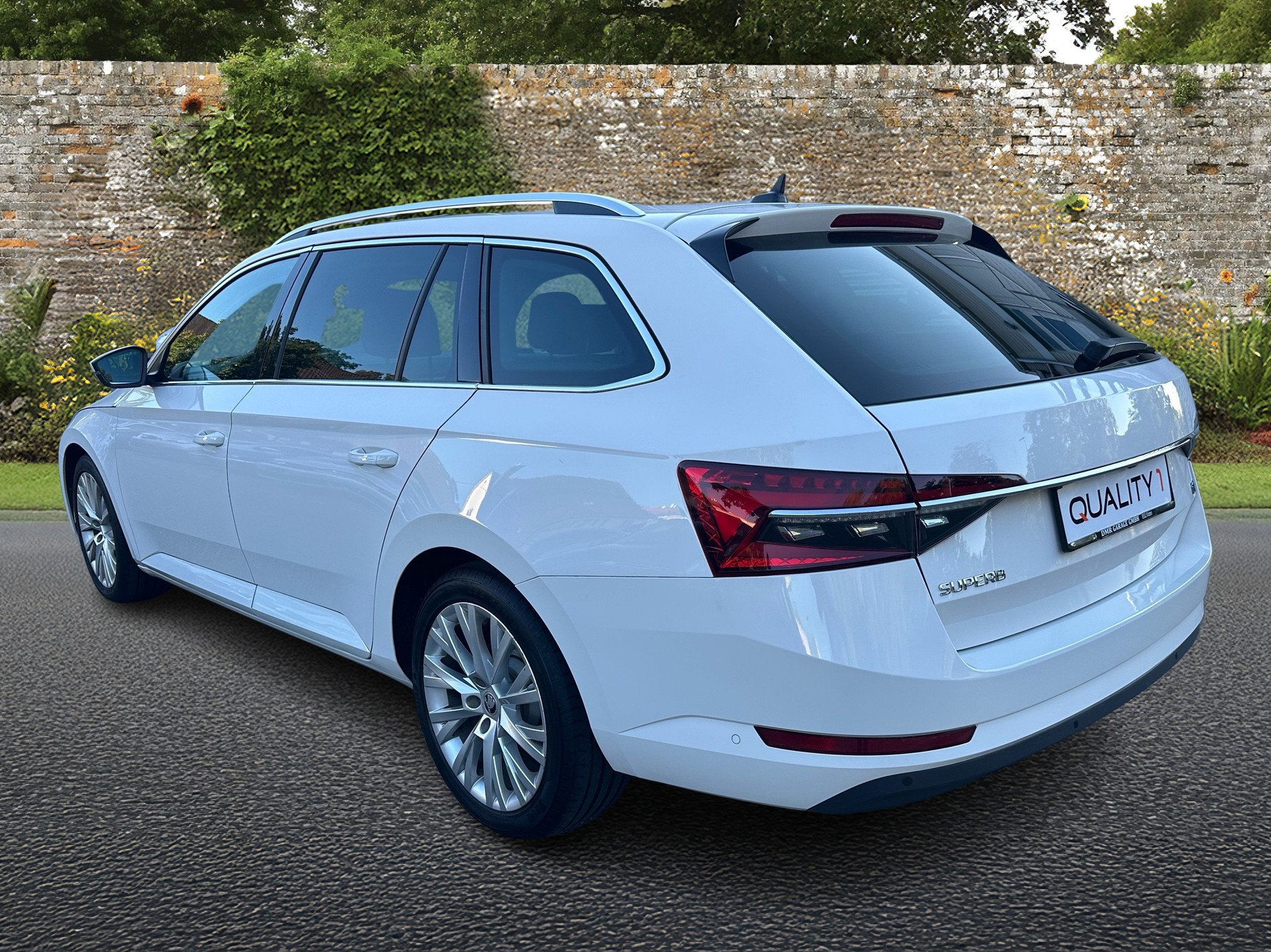 SKODA Superb 1.4 TSI Sport Line PHEV DSG-image-2