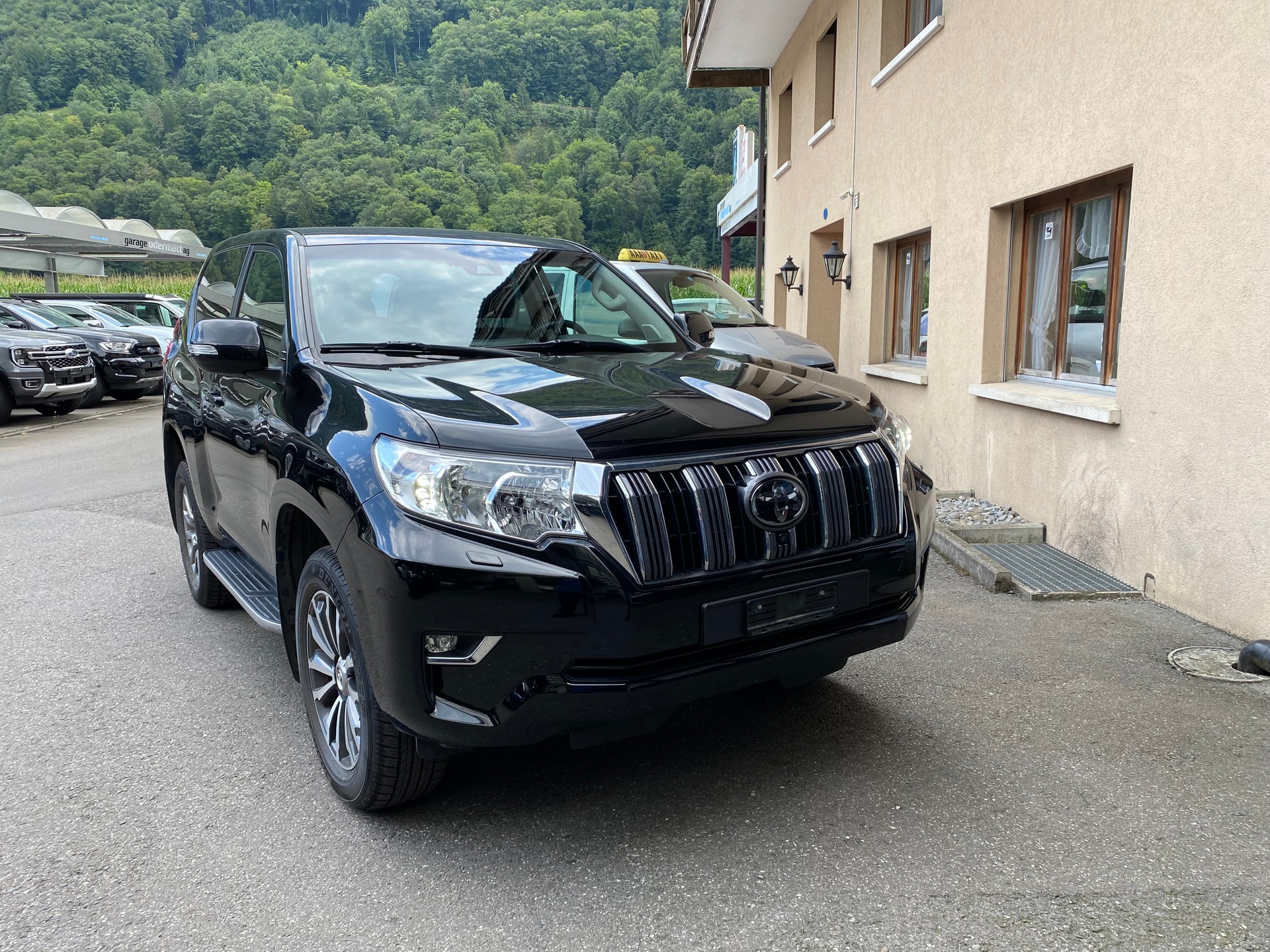 TOYOTA Land Cruiser 2.8TD Limited Edition Since 1951-image-9