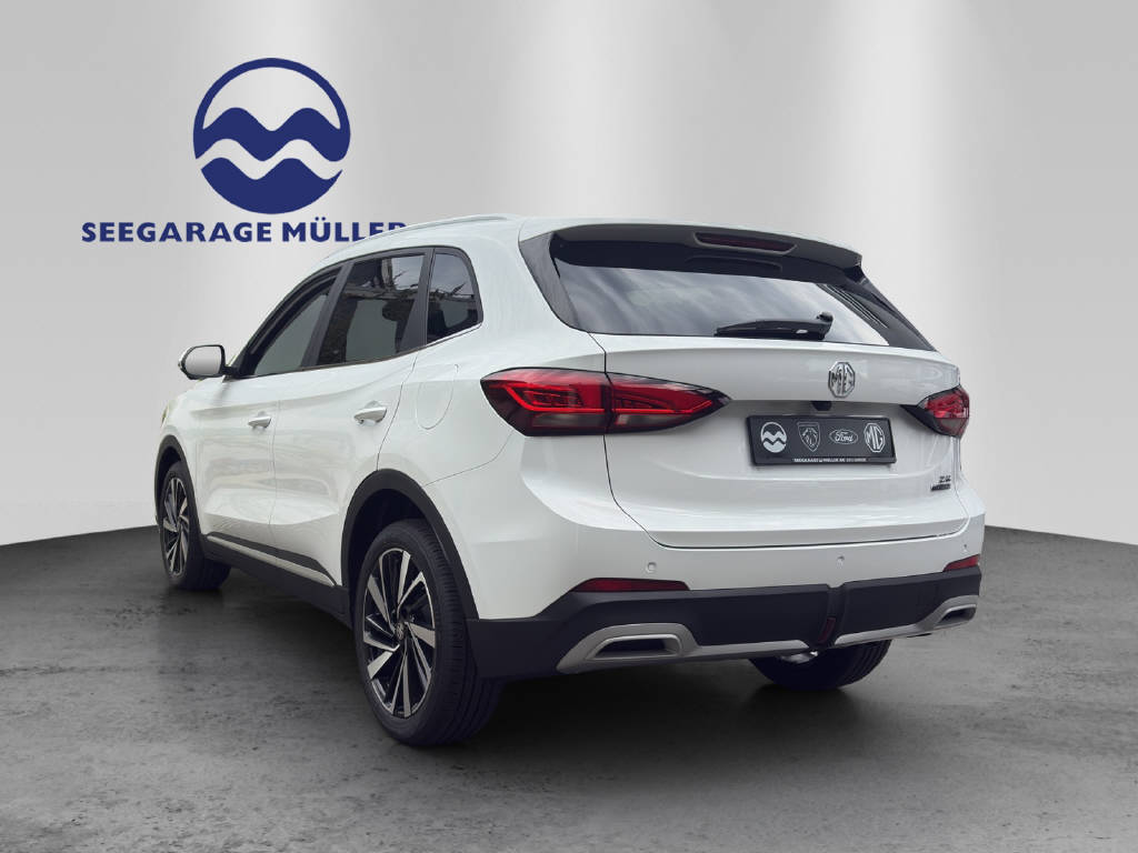 MG ZS 1.5 Hybrid+ Luxury-showroom-element-3
