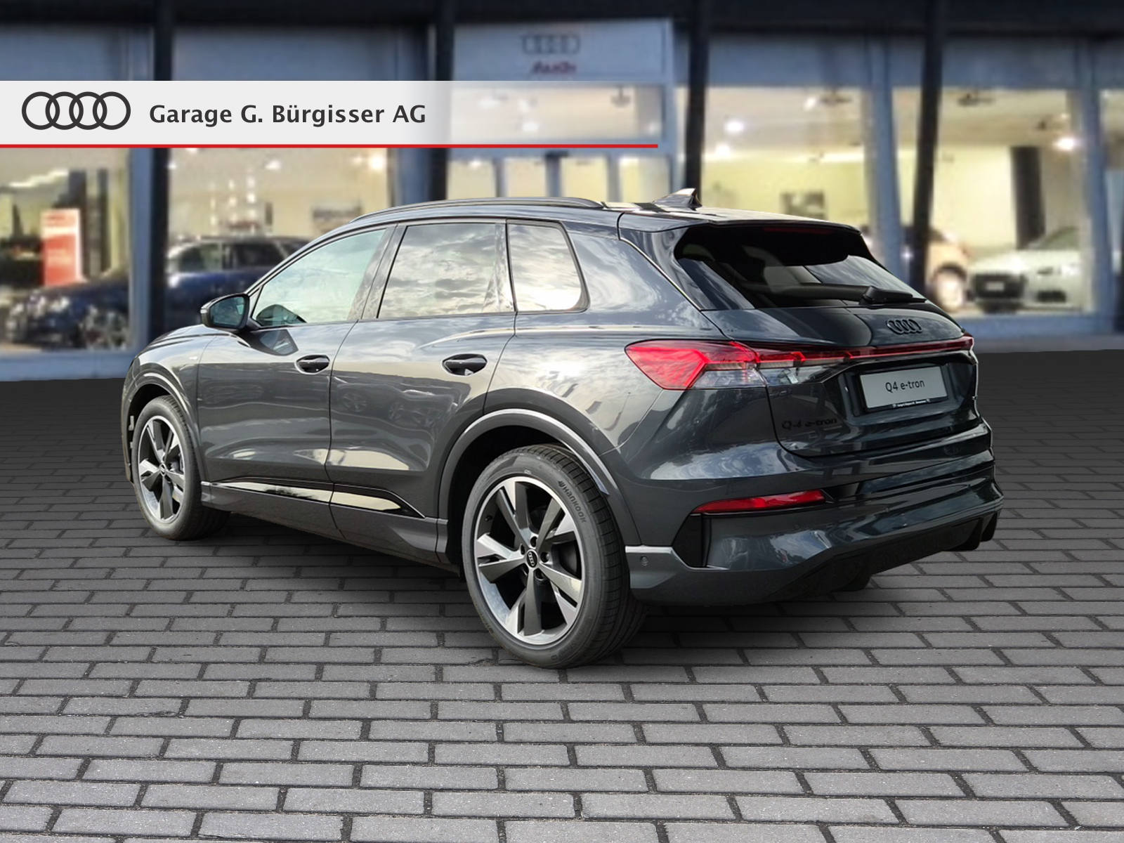 AUDI Q4 e-tron SUV quattro performance Attraction Tamboraggrau Metallic-showroom-element-3