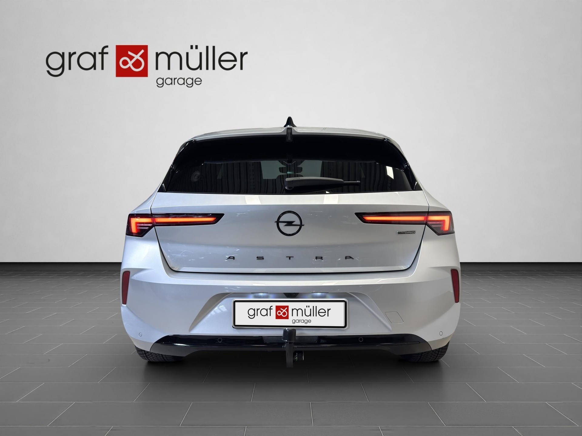 OPEL Astra 1.6 T PHEV 180 Swiss Plus-image-16