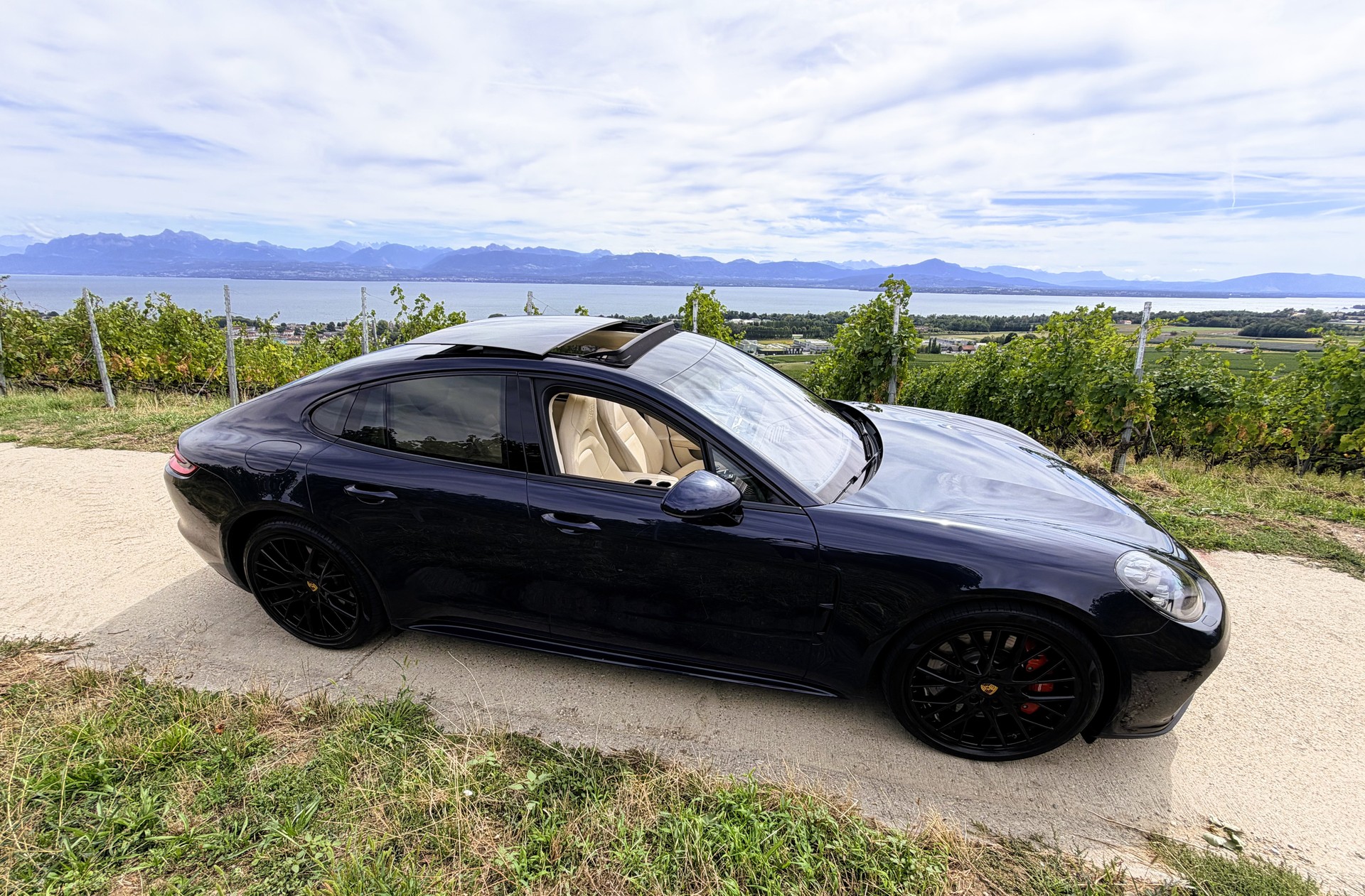 PORSCHE Panamera Turbo PDK-image-6