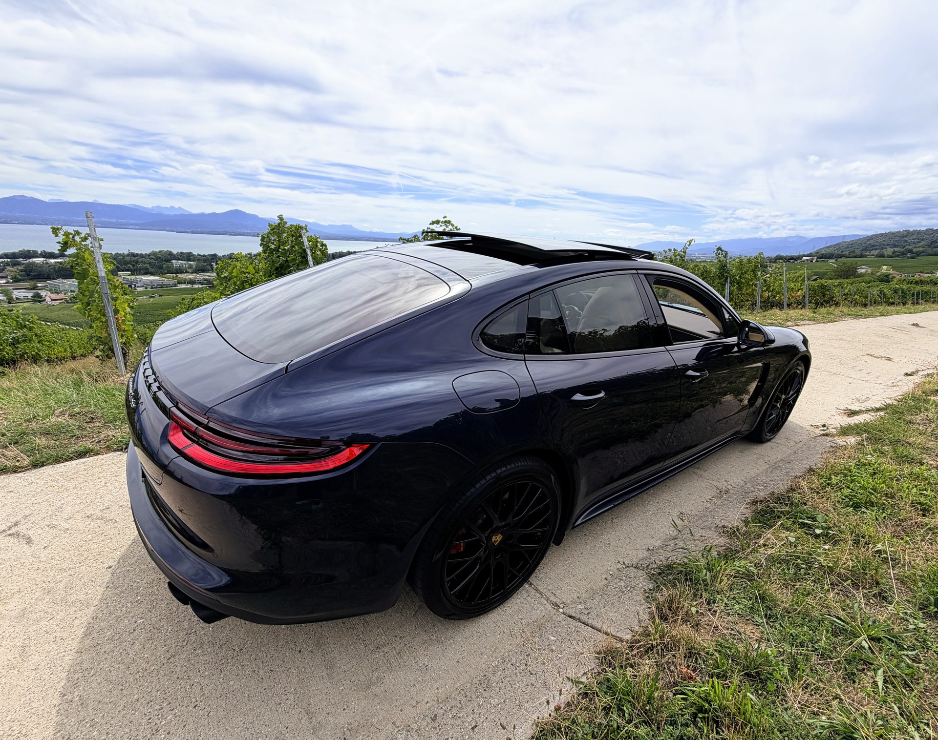 PORSCHE Panamera Turbo PDK-image-8