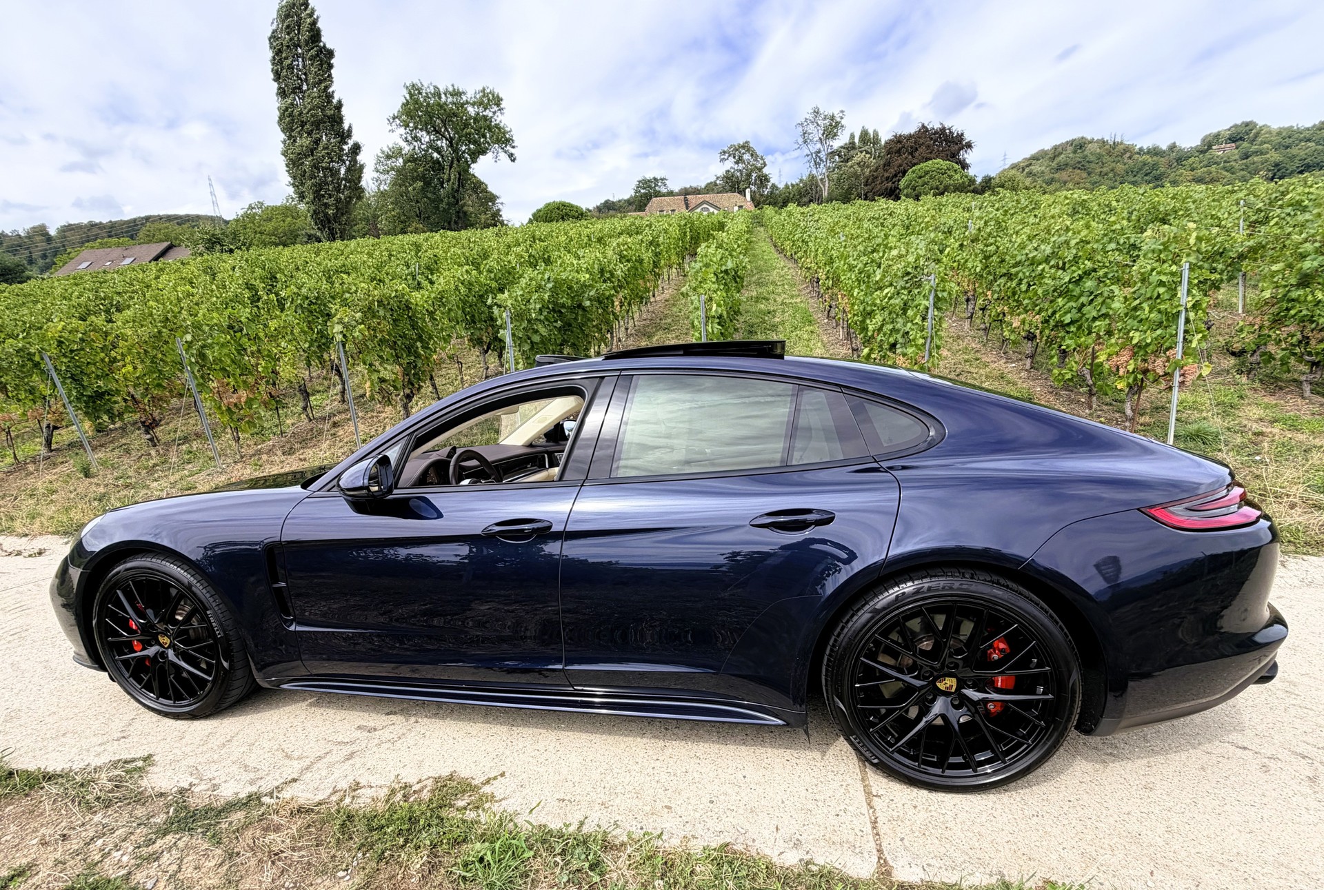 PORSCHE Panamera Turbo PDK-image-15