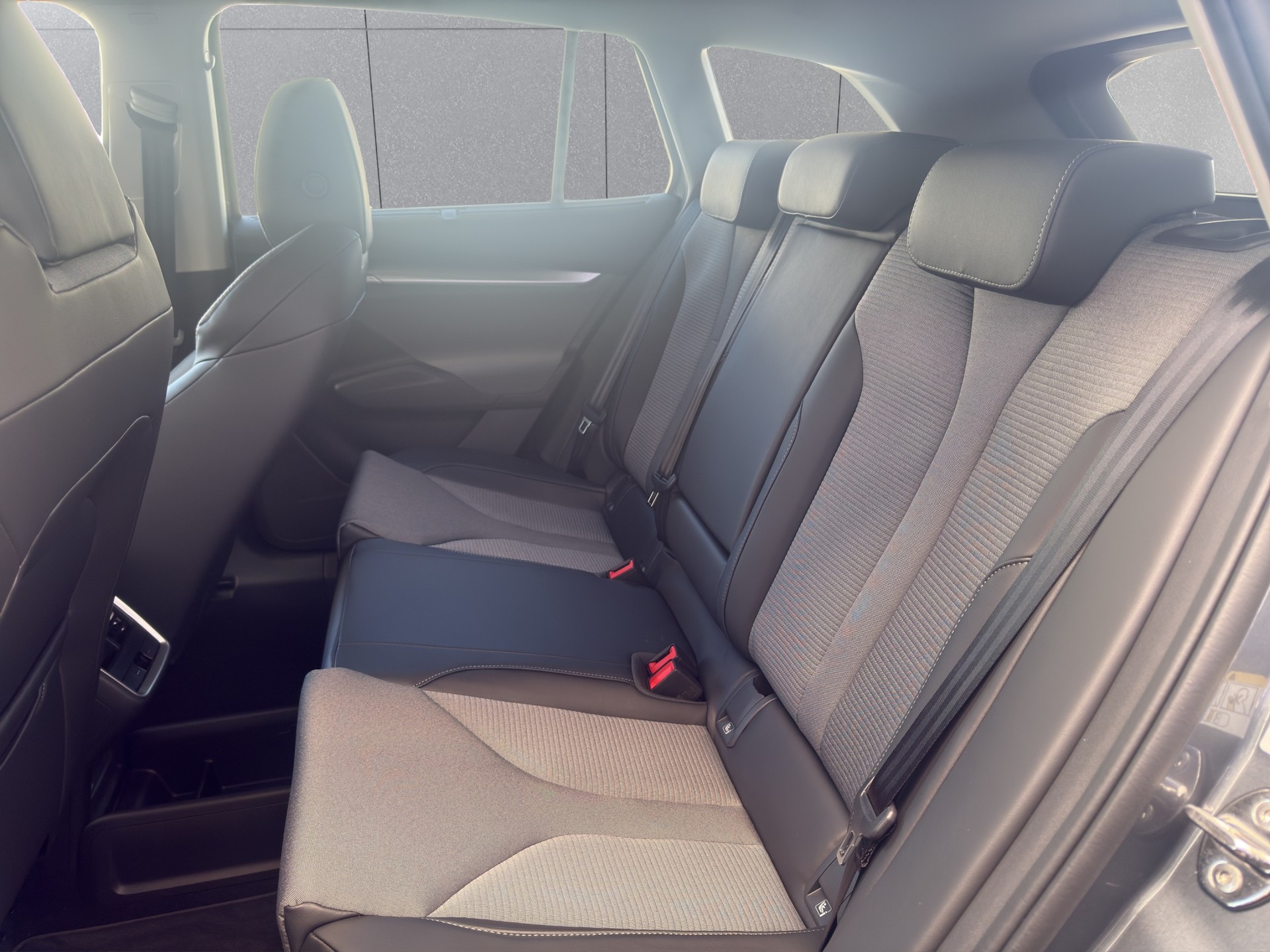 SKODA Enyaq 85x Dynamic 4x4-image-11