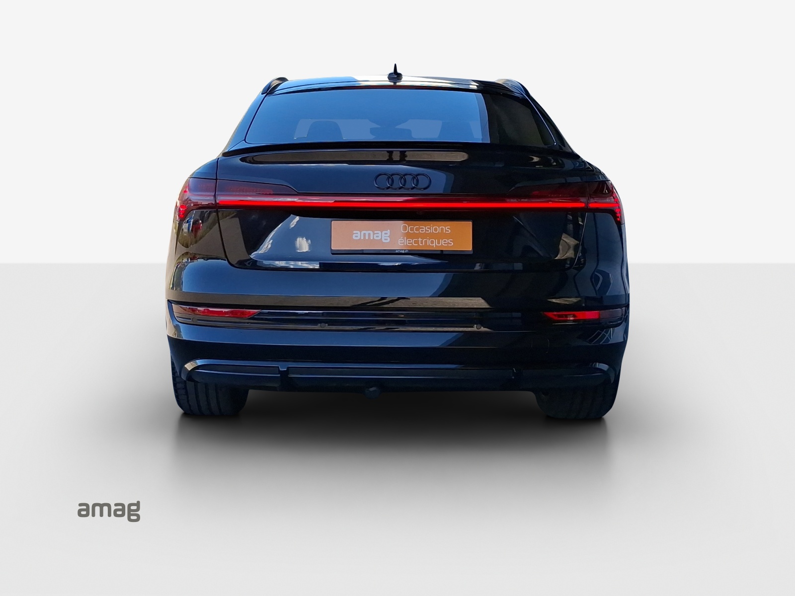 AUDI e-tron 55 Sportback S Line Black Edition quattro-showroom-element-3