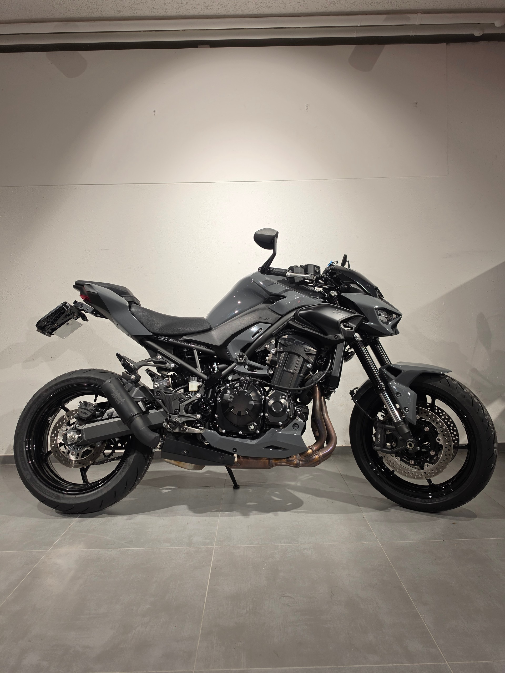 KAWASAKI Z 900-image-3