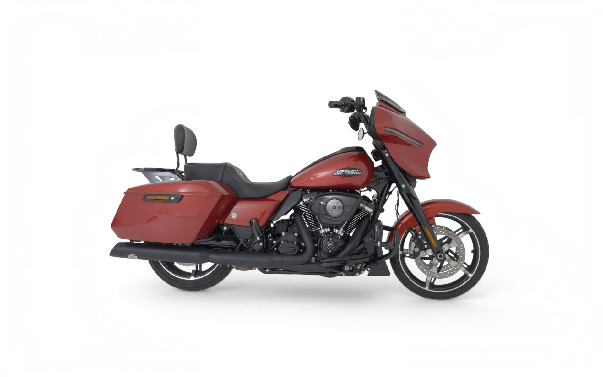HARLEY-DAVIDSON FLHX Street Glide Black Finish 117-showroom-element-1