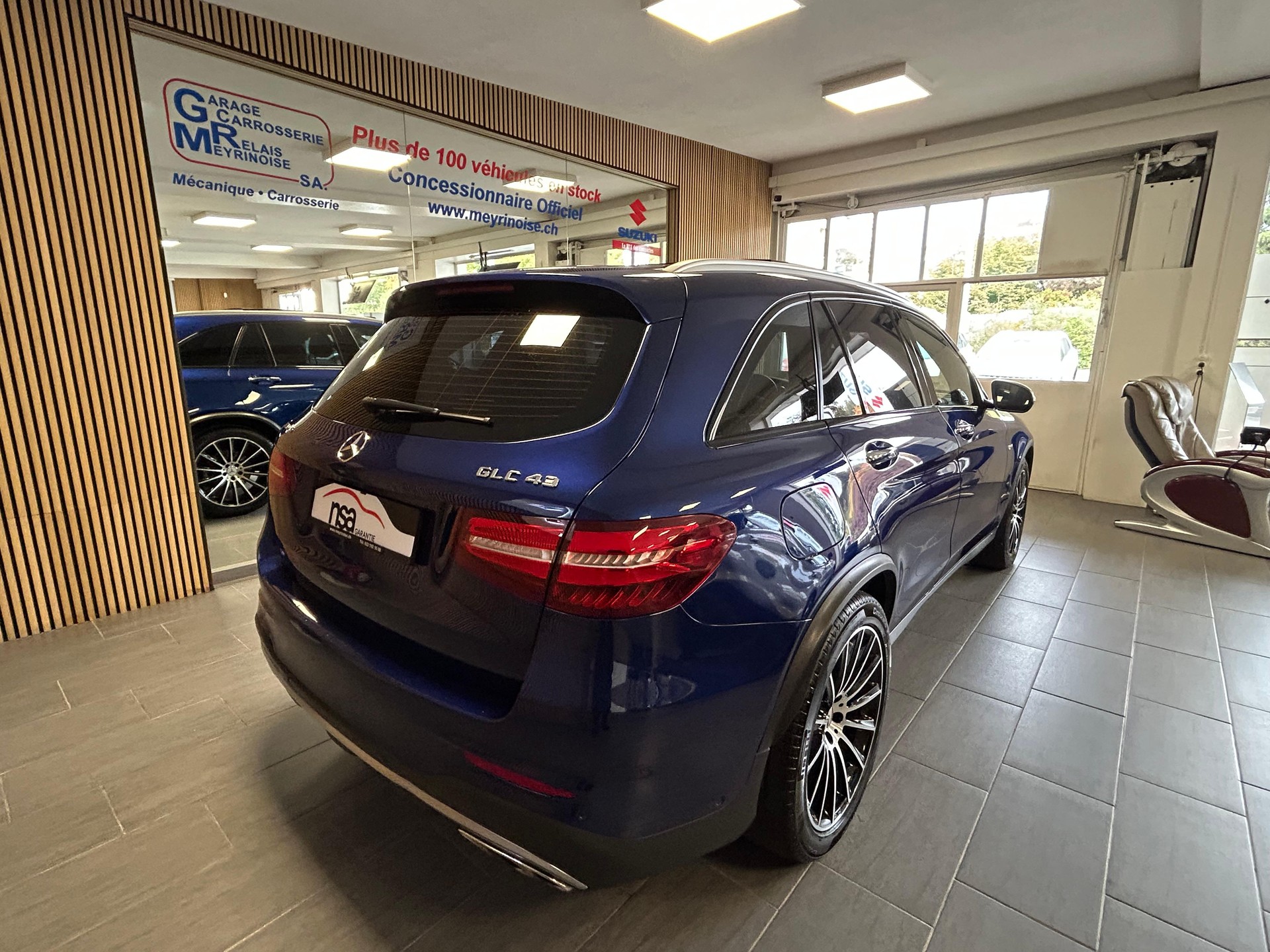MERCEDES-BENZ GLC 43 AMG 4m-image-7