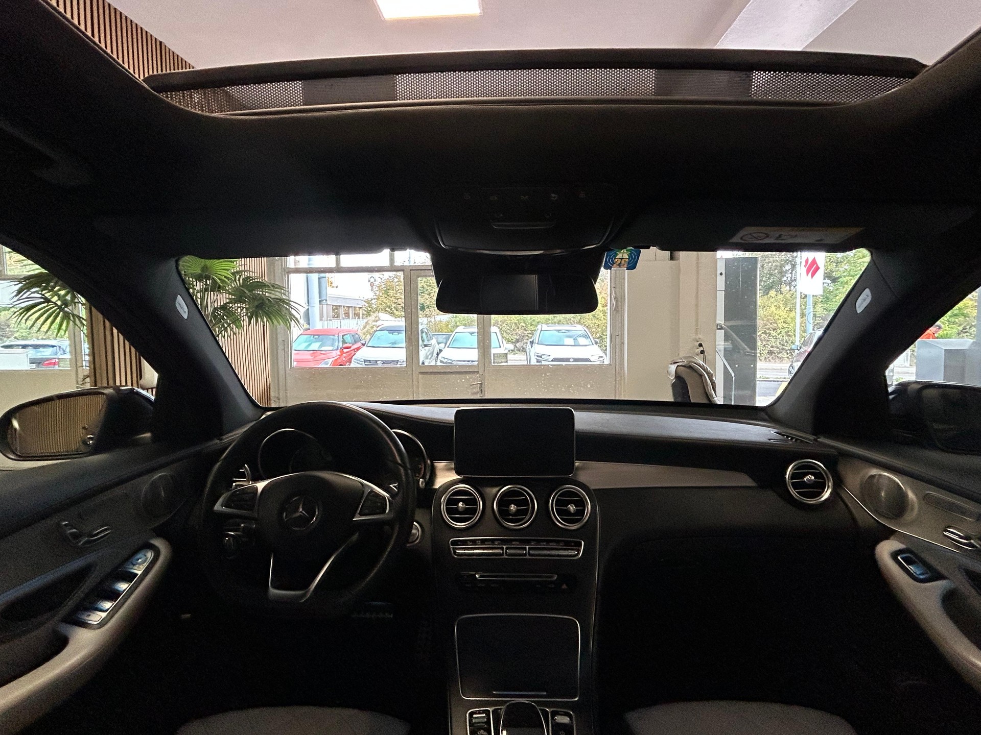 MERCEDES-BENZ GLC 43 AMG 4m-image-9