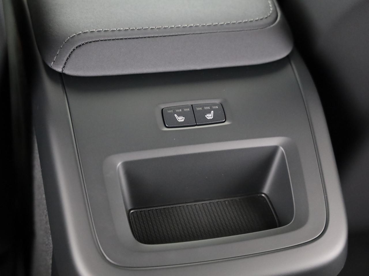 VOLVO XC60 2.0 T8 TE Black Edition eAWD-image-19