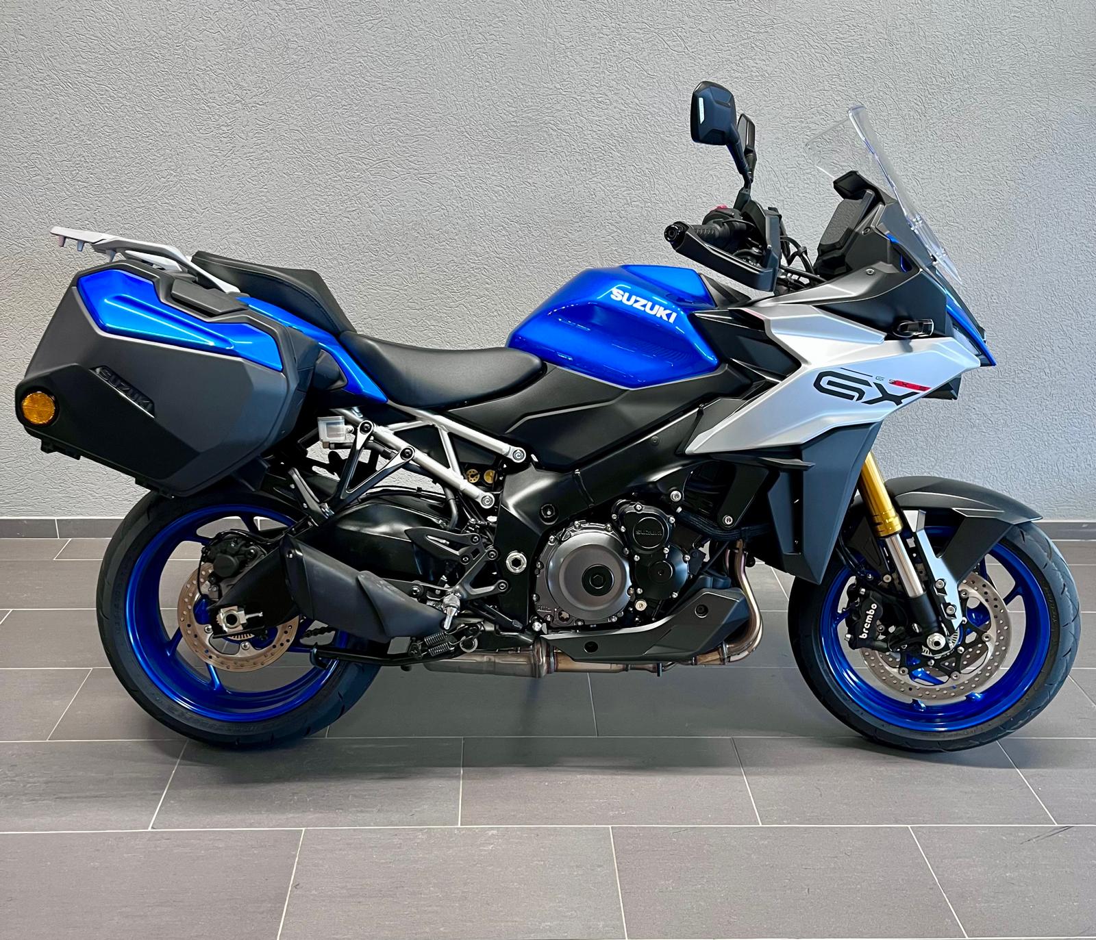 SUZUKI GSX-S 1000 GX Travel-image-1