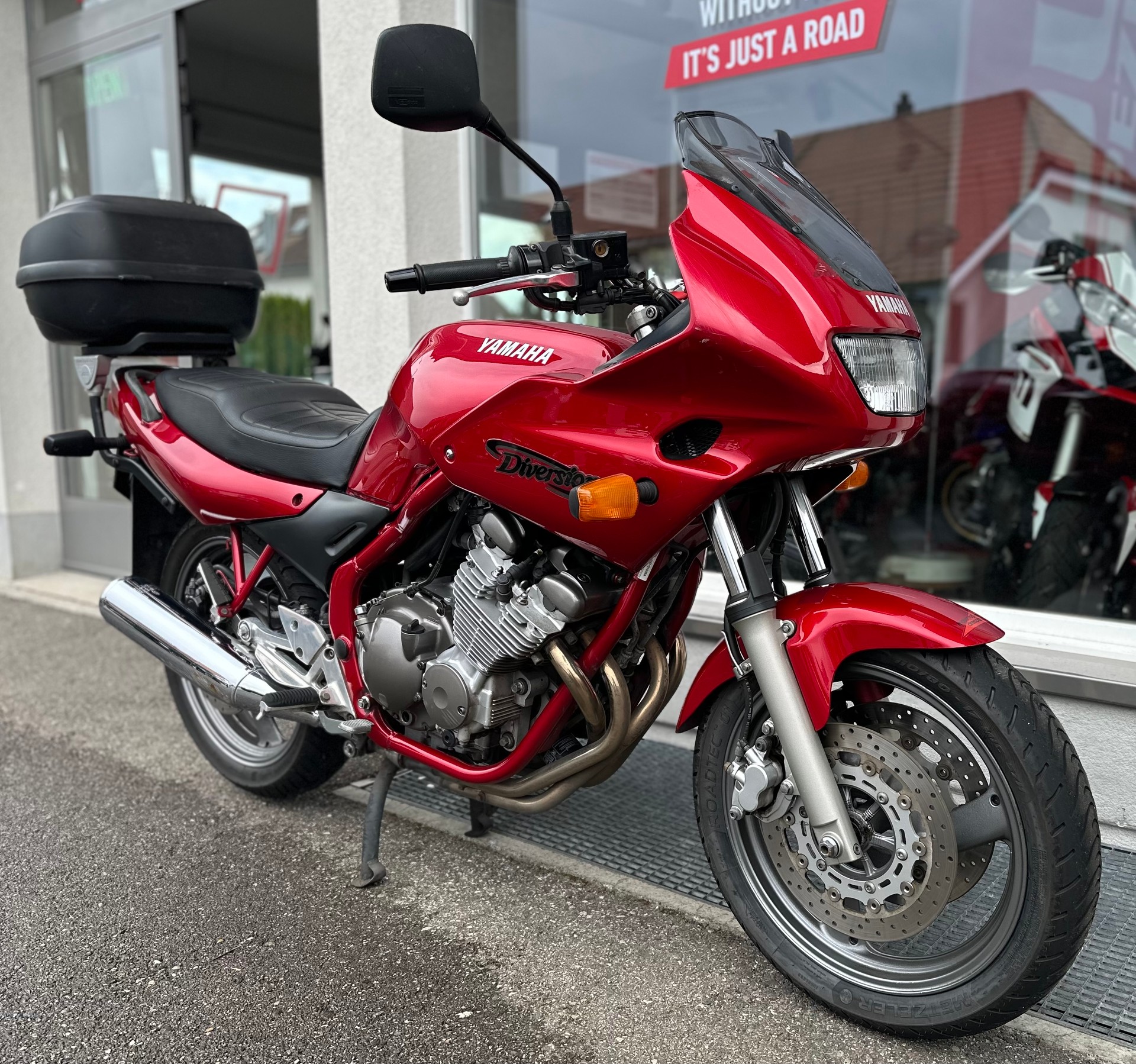 YAMAHA XJ 600 N-image-9