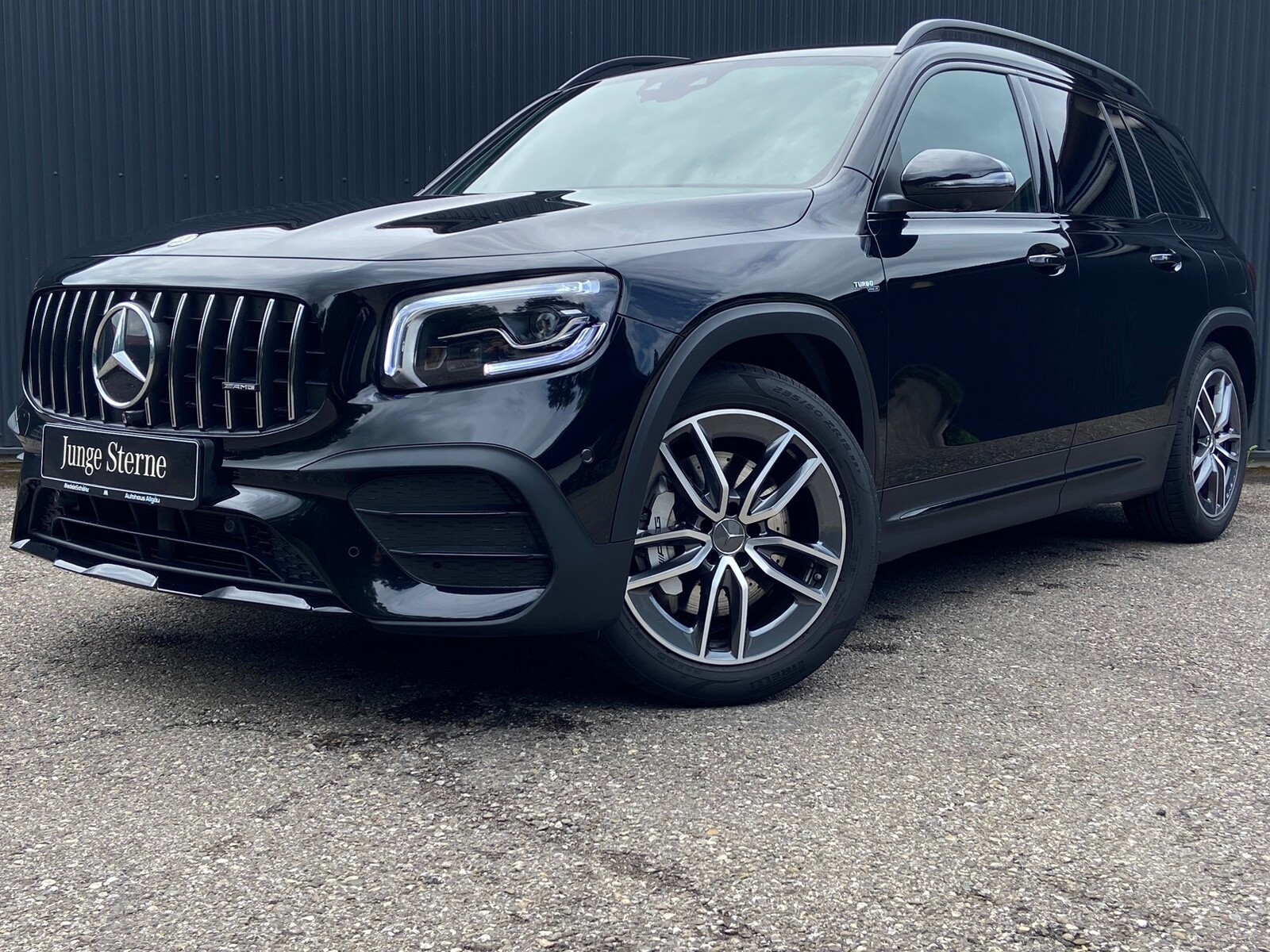 MERCEDES-BENZ GLB 35 AMG 4Matic 8G-Tronic-image-15