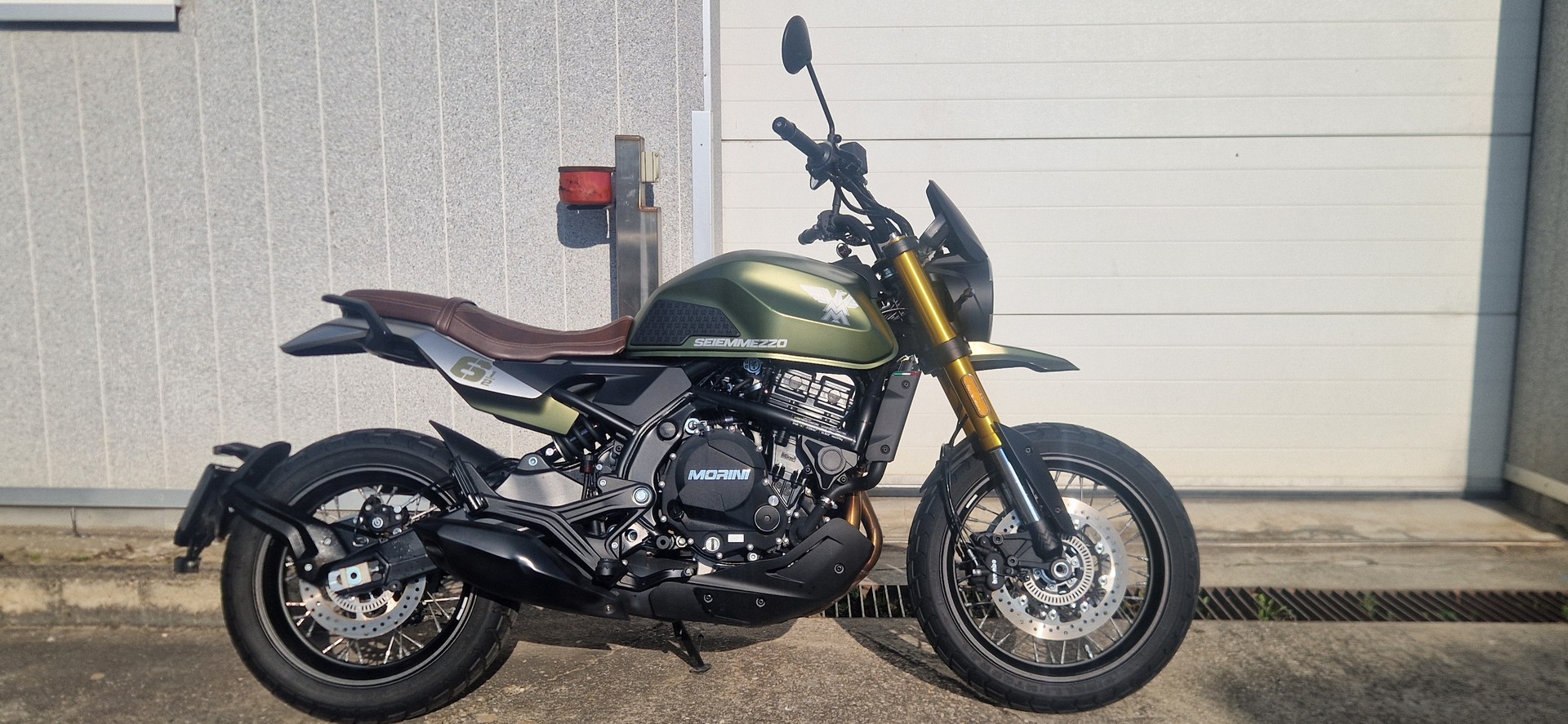 MOTO MORINI Seiemmezzo SCR-image-3