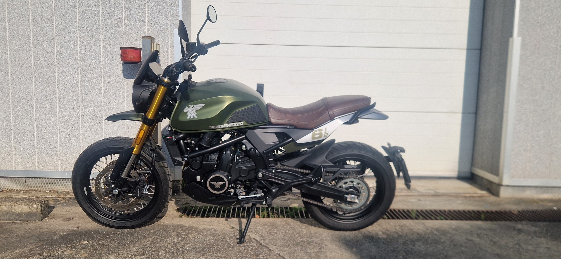 MOTO MORINI Seiemmezzo SCR-image-2