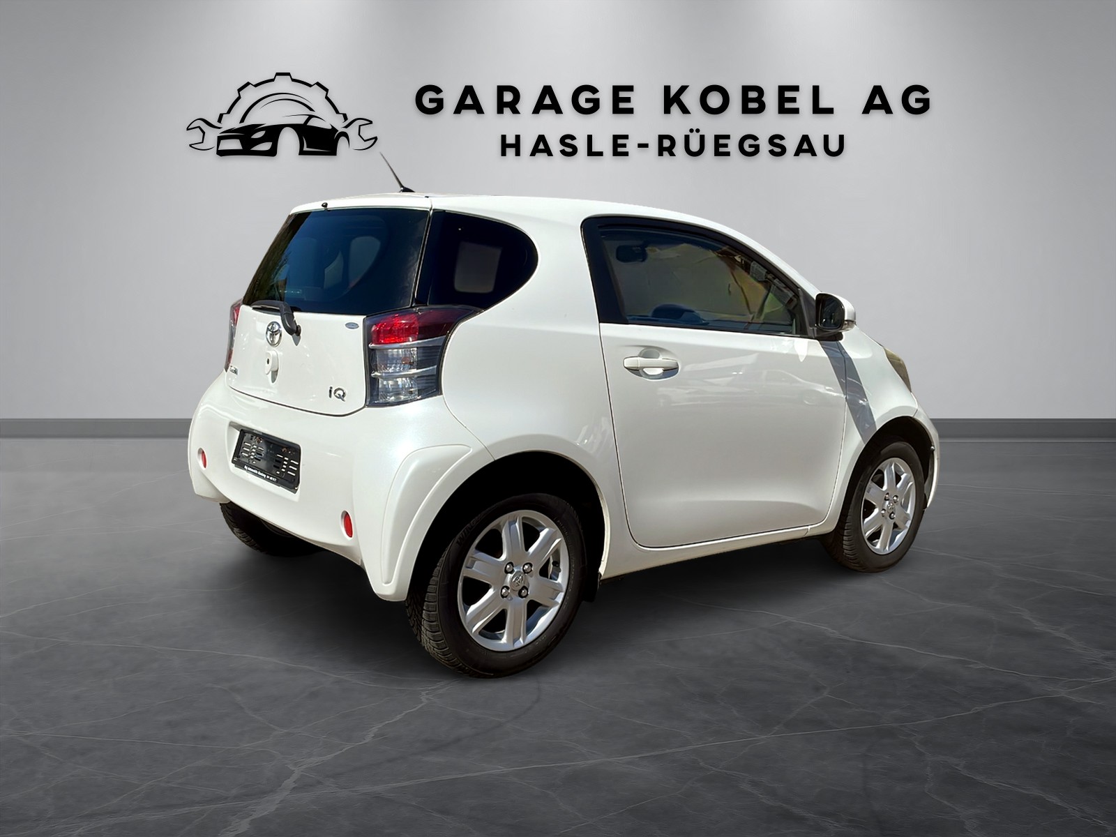 TOYOTA iQ 1.0 VVT-i-showroom-element-2