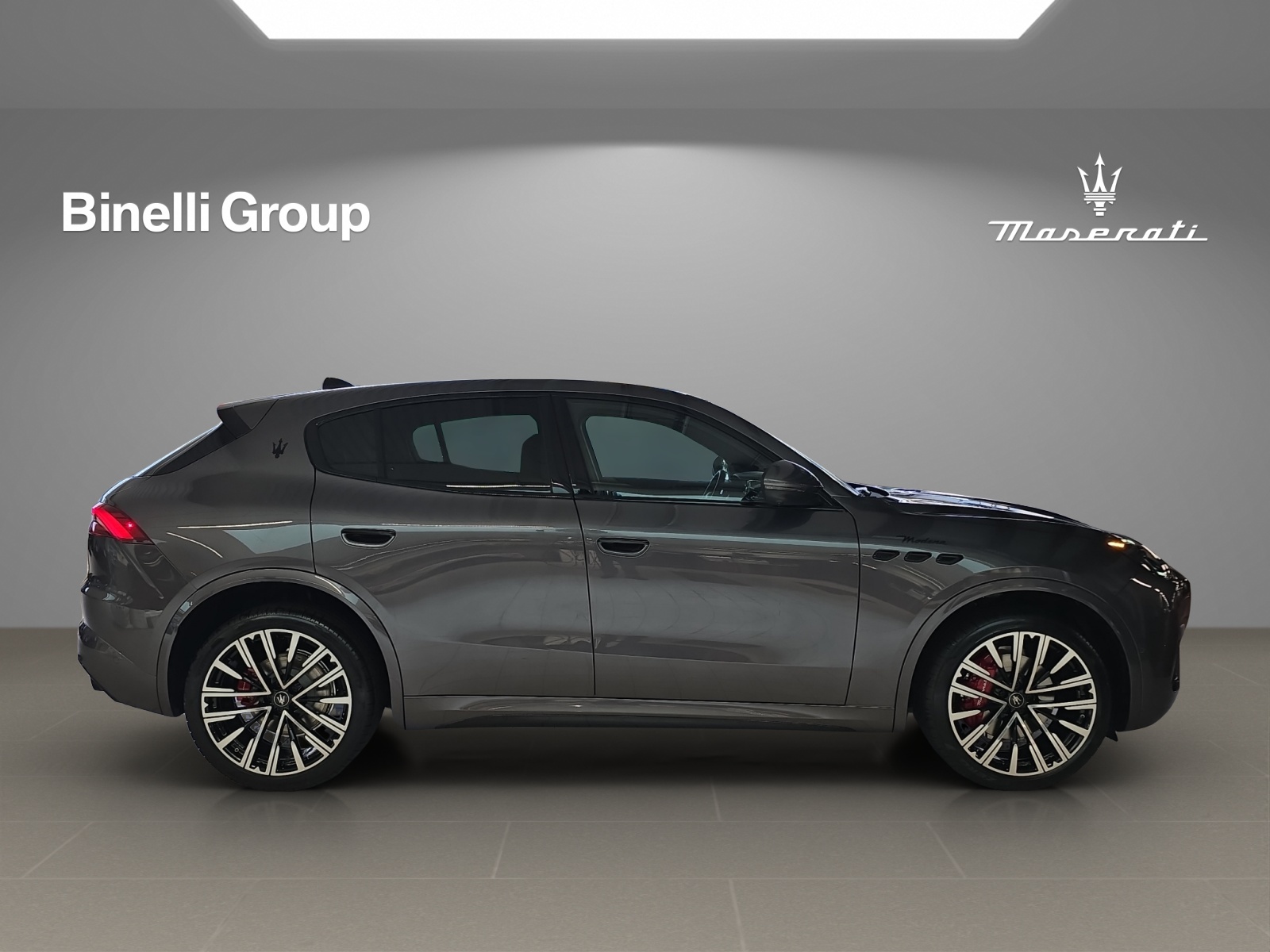 MASERATI Grecale 2.0 MHEV Modena Hybrid Automatica-showroom-element-3