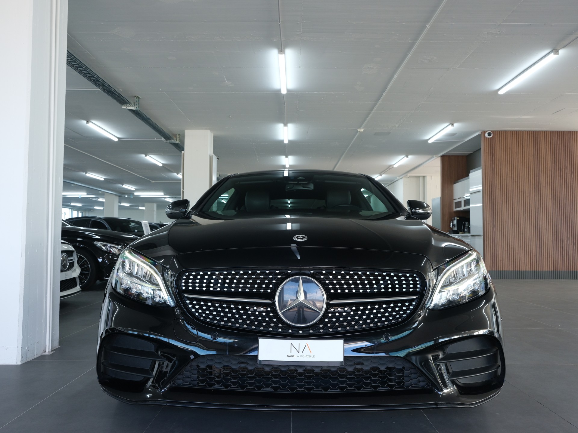 MERCEDES-BENZ C 220 d Coupé AMG Line 9G-Tronic-image-7