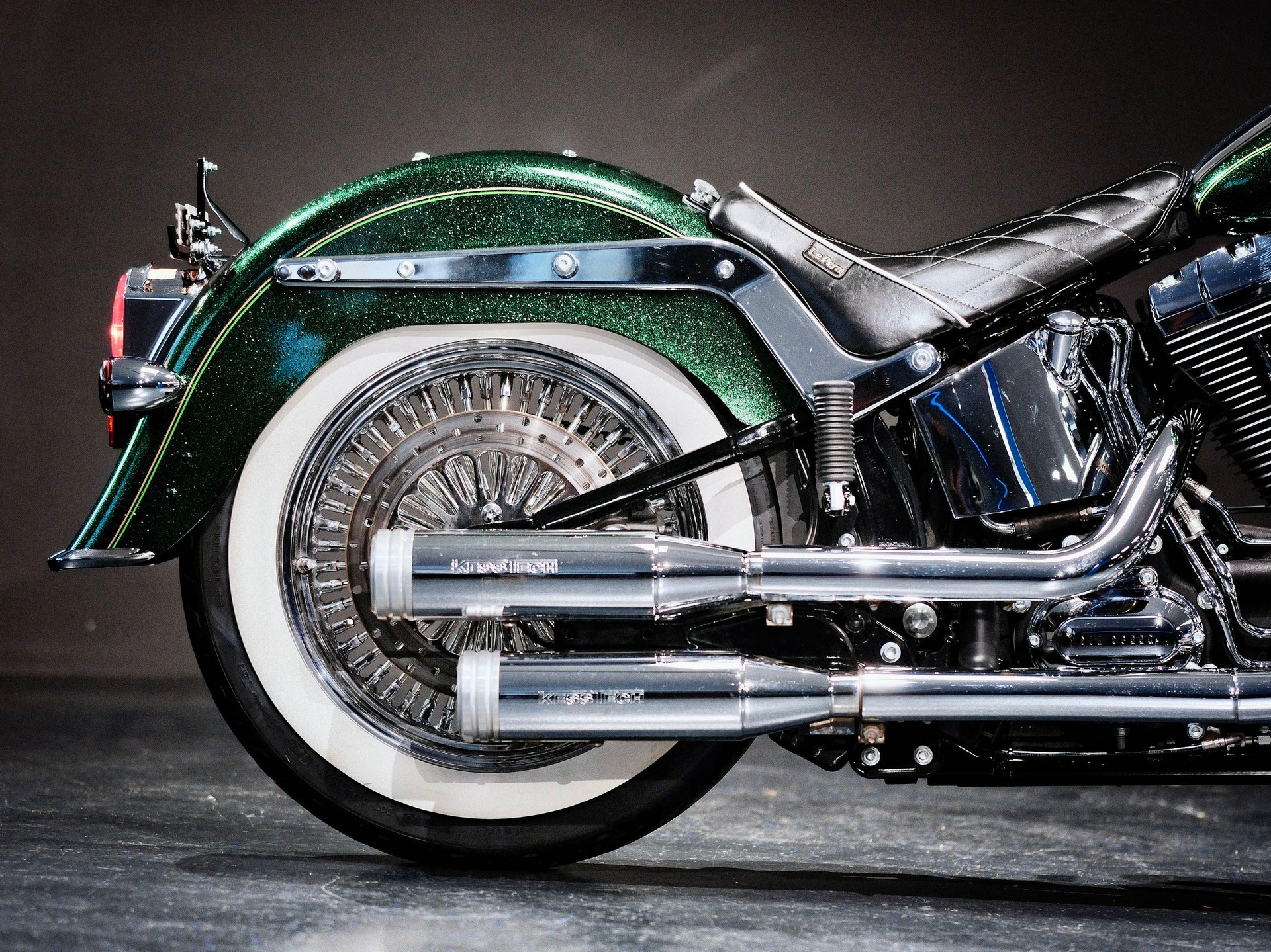 HARLEY-DAVIDSON FLSTN Softail Deluxe ABS-image-7