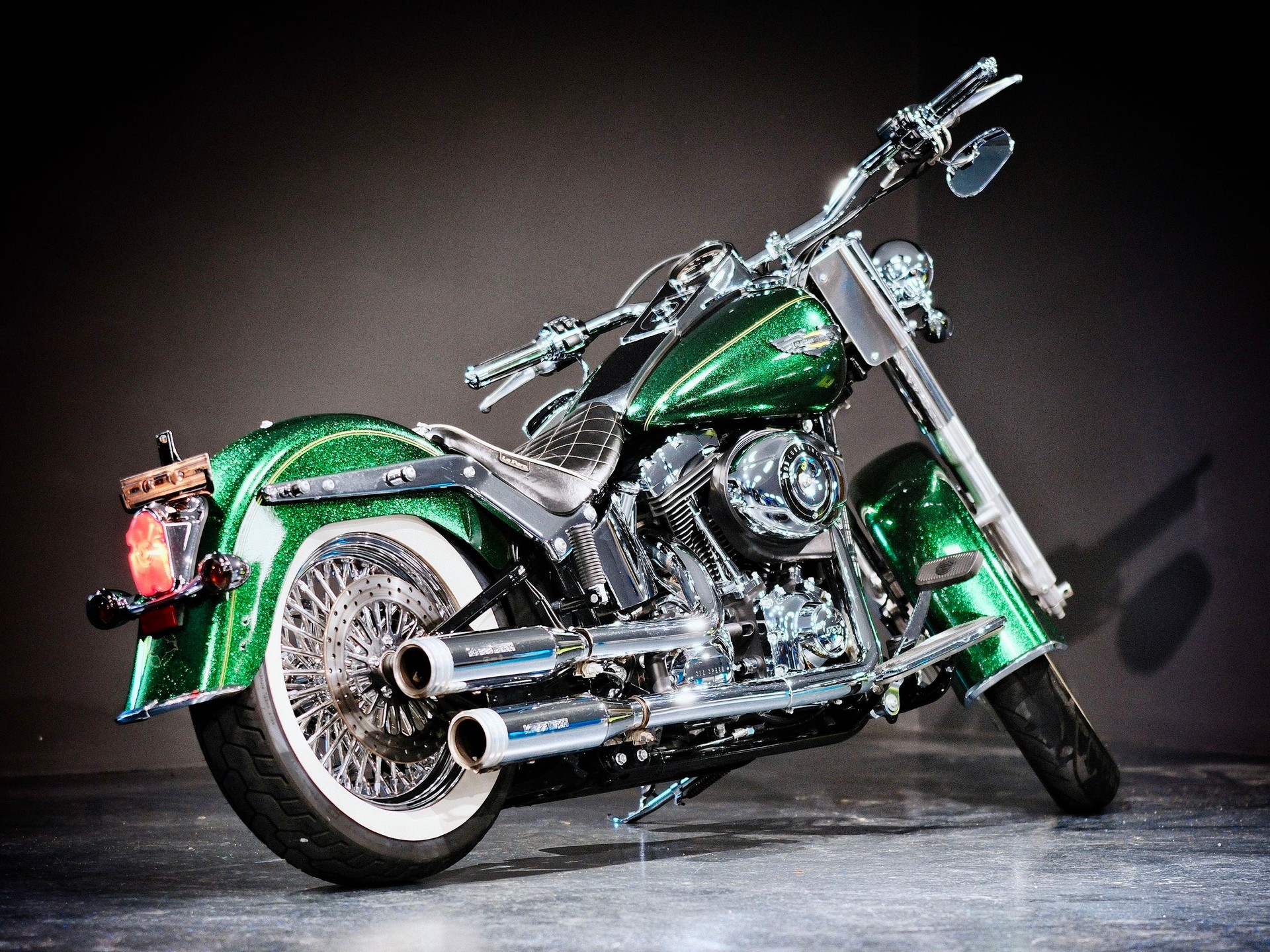 HARLEY-DAVIDSON FLSTN Softail Deluxe ABS-image-2