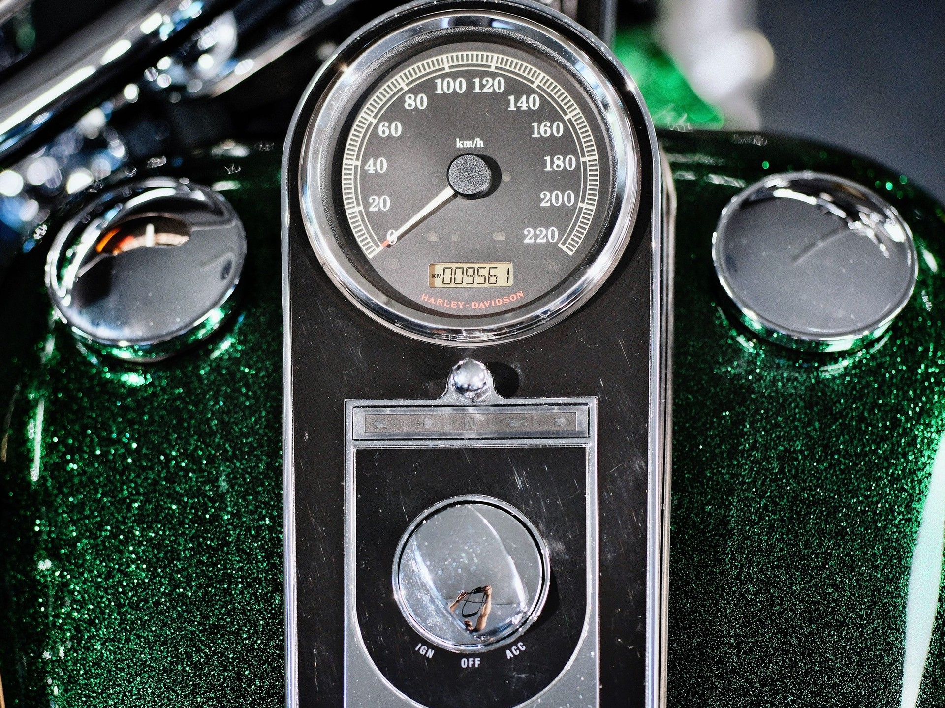 HARLEY-DAVIDSON FLSTN Softail Deluxe ABS-image-15