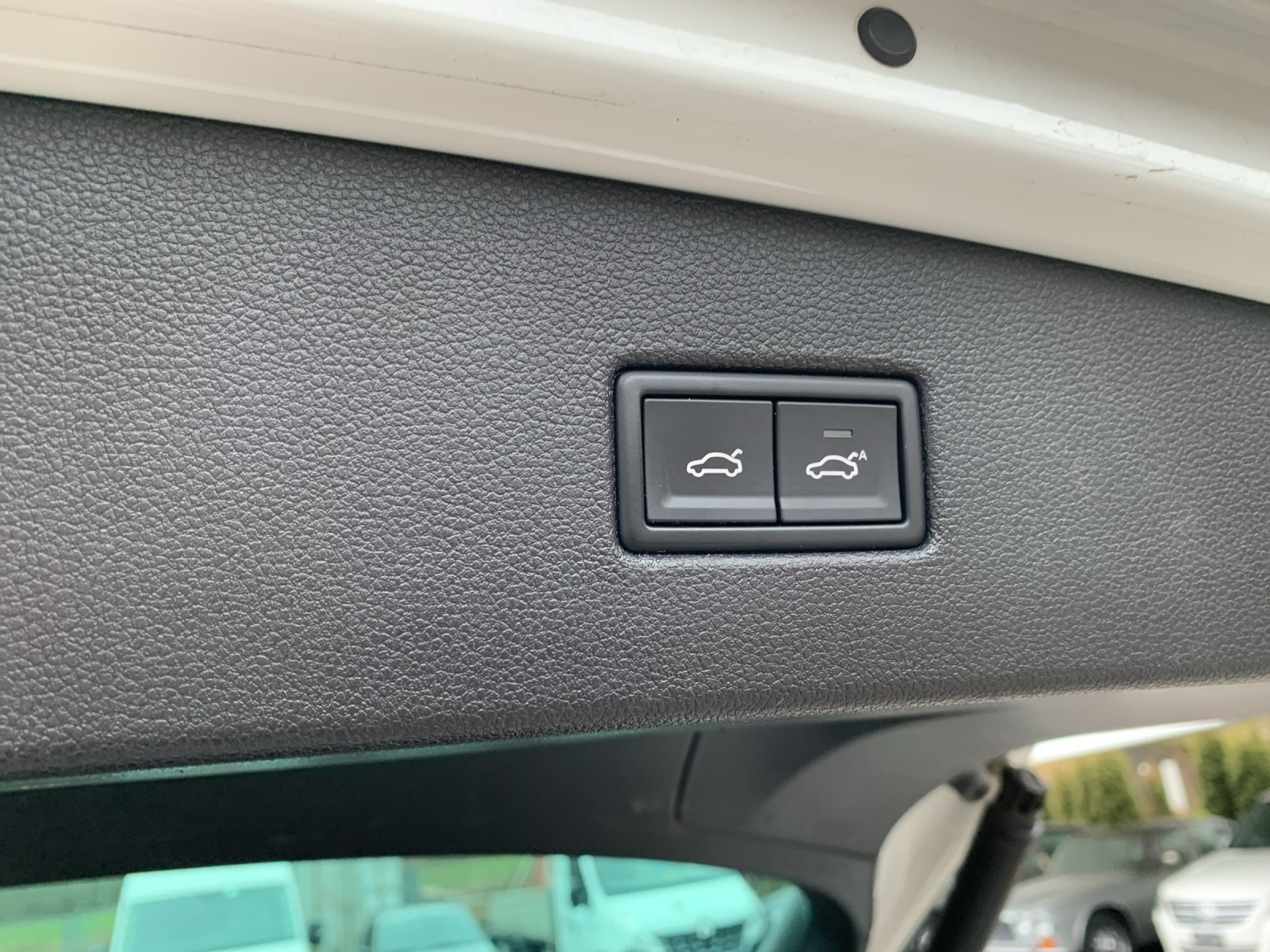 VW Tiguan 2.0TDI High 4M-image-13