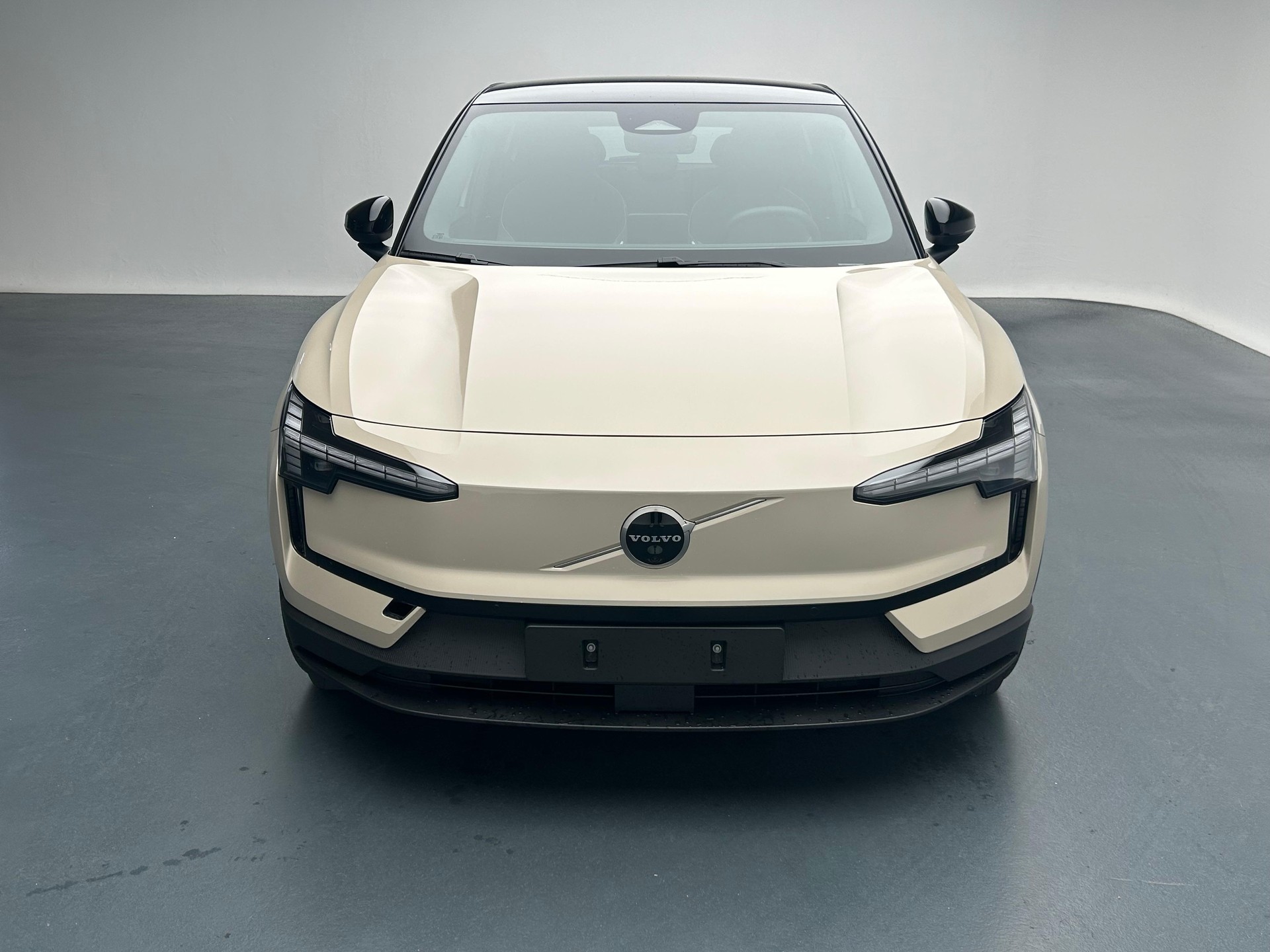 VOLVO EX30 E60 Twin Ultra Performance AWD-image-27