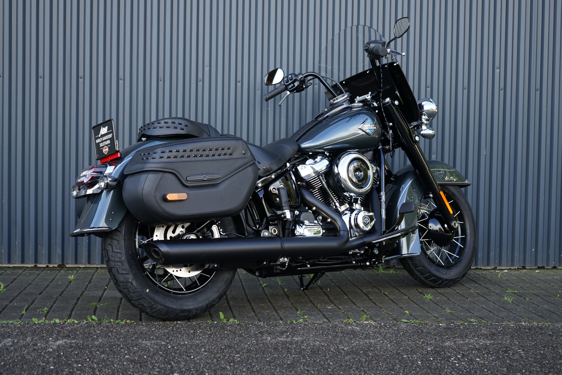 HARLEY-DAVIDSON FLHC Heritage Classic 117 (35kW)-image-4