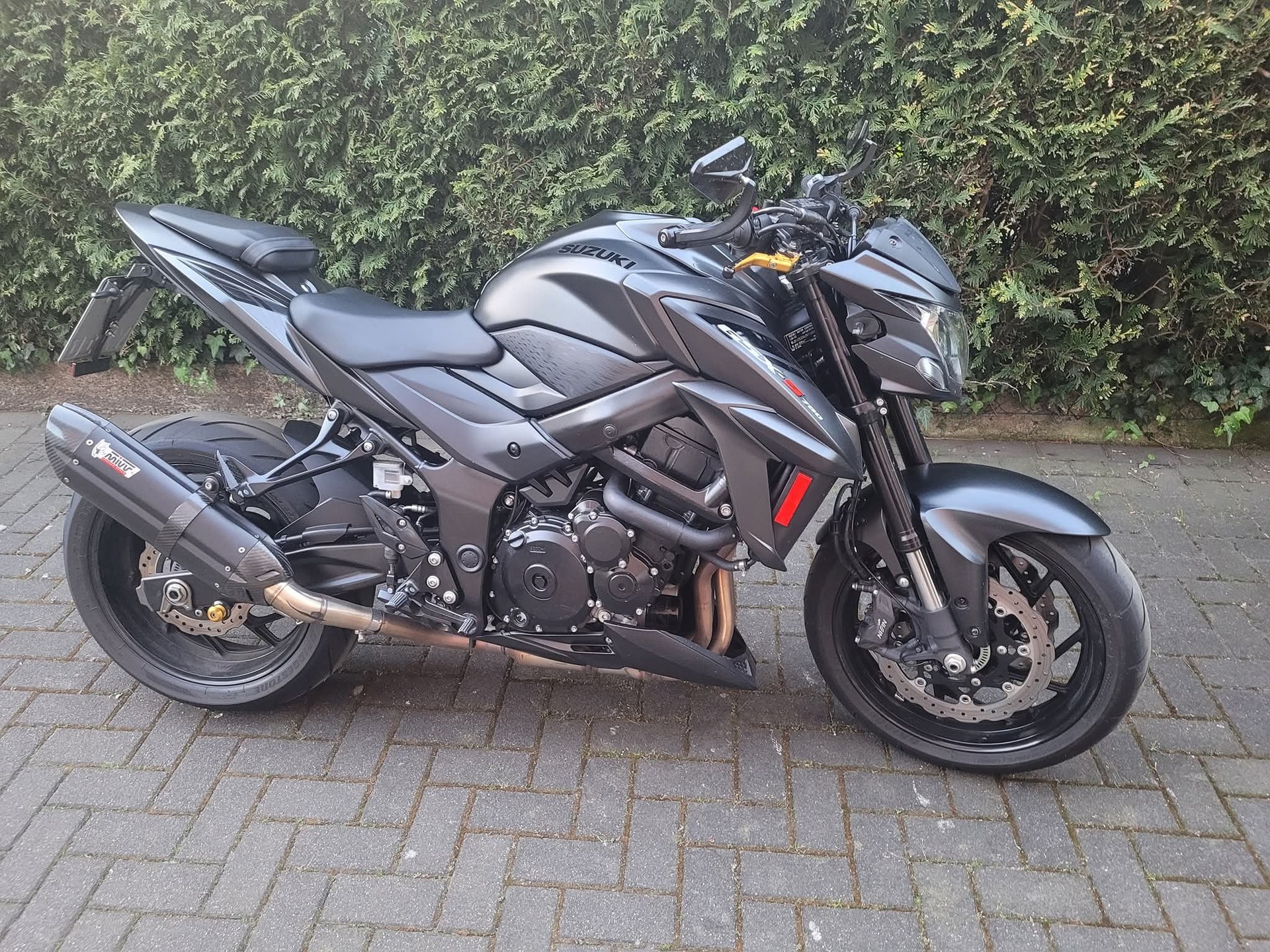 SUZUKI GSX-S 750 ABS
