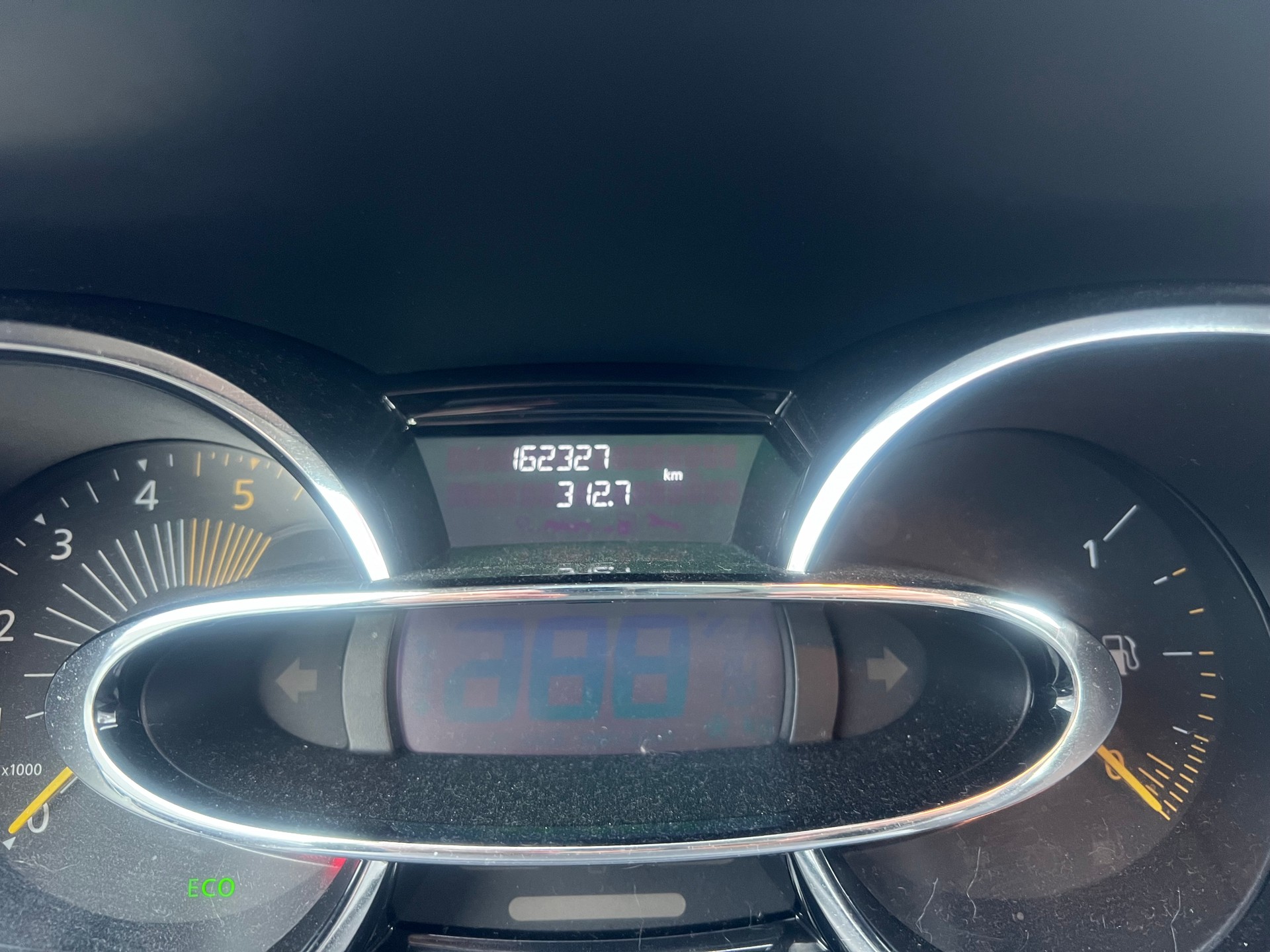 RENAULT Clio 1.5 dCi Authentique 90-image-10