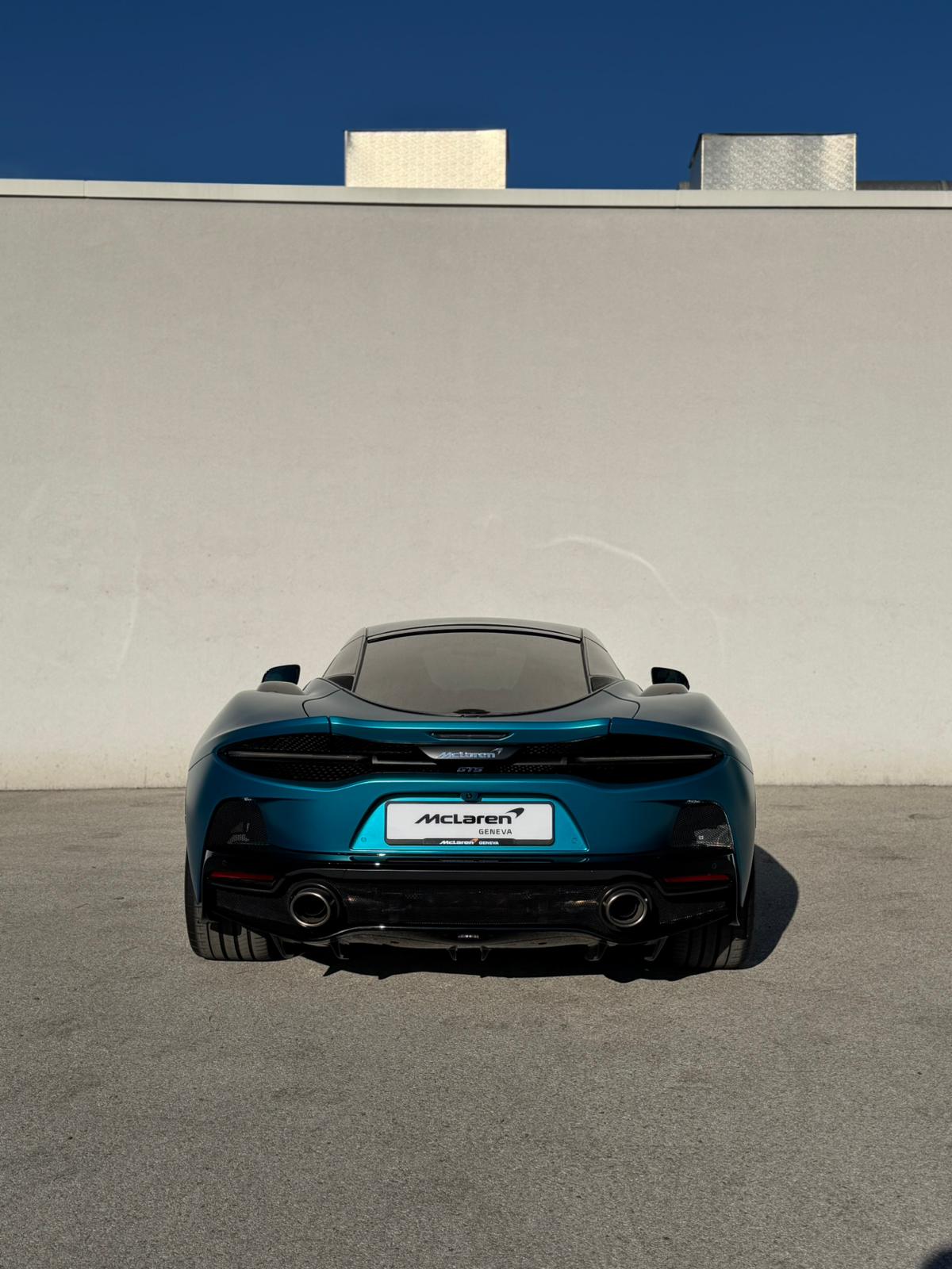 McLAREN GTS-image-4