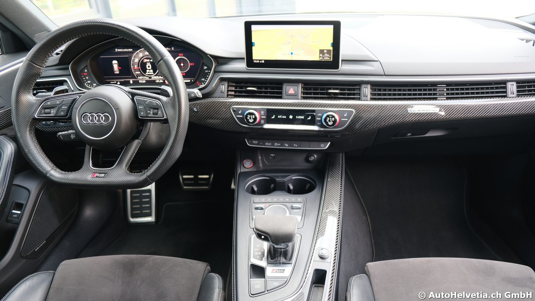 AUDI RS4 Avant 2.9 TFSI quattro tiptronic-image-12