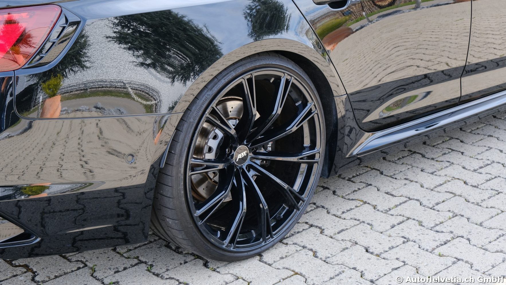 AUDI RS4 Avant 2.9 TFSI quattro tiptronic-image-9