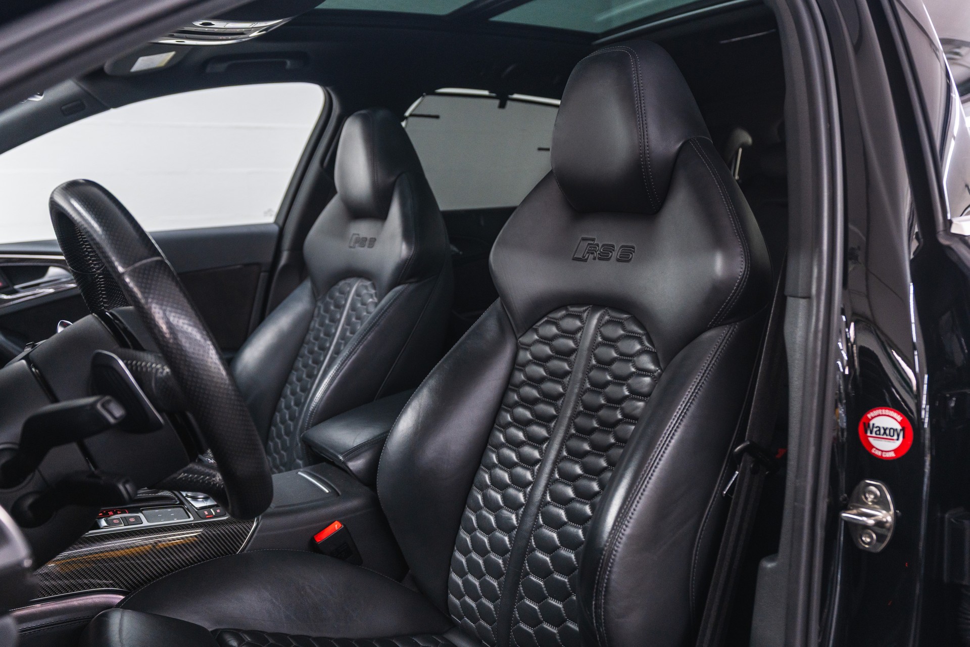AUDI Audi RS6 Performance-image-9