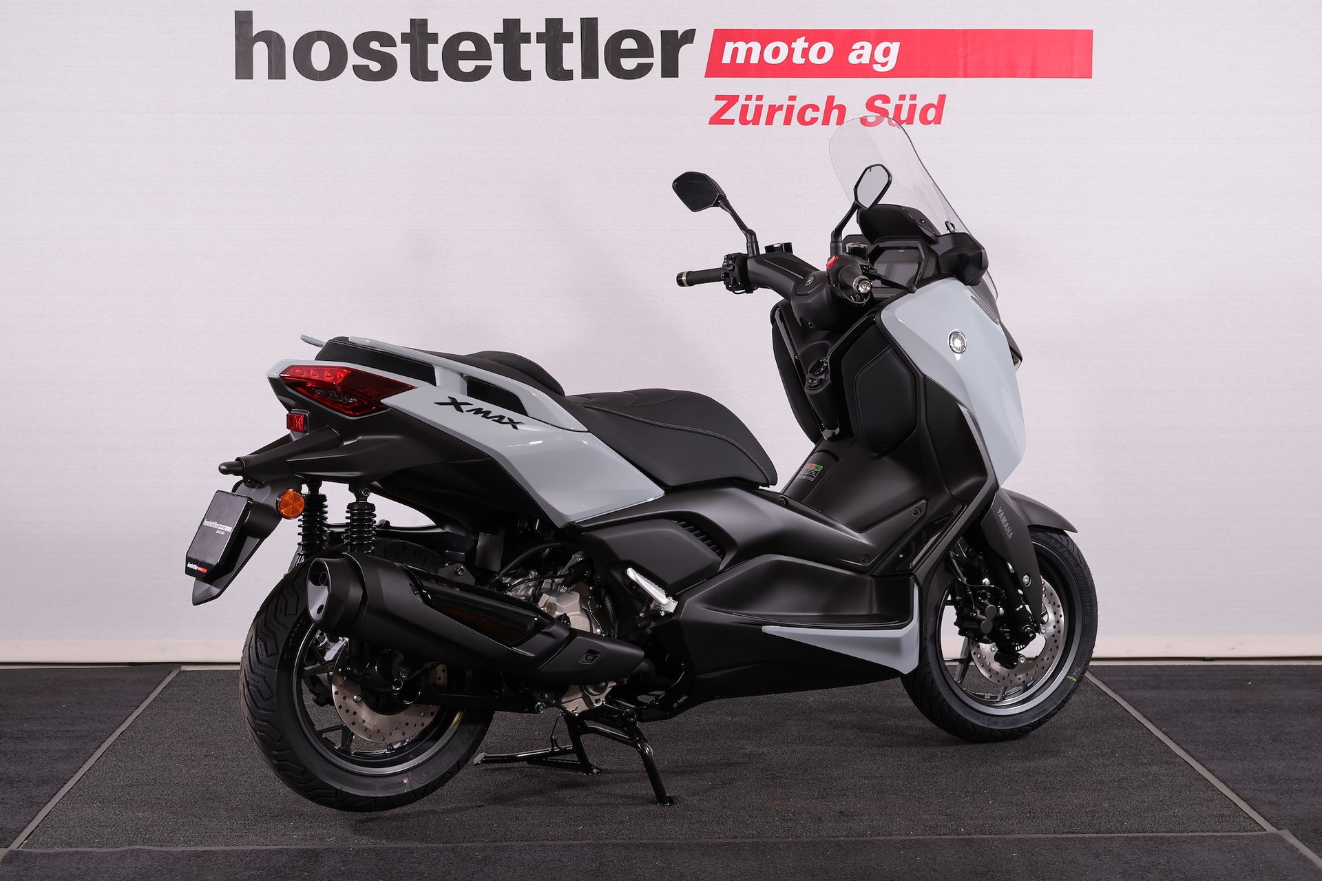 YAMAHA XMAX 300 Tech MAX+-image-4